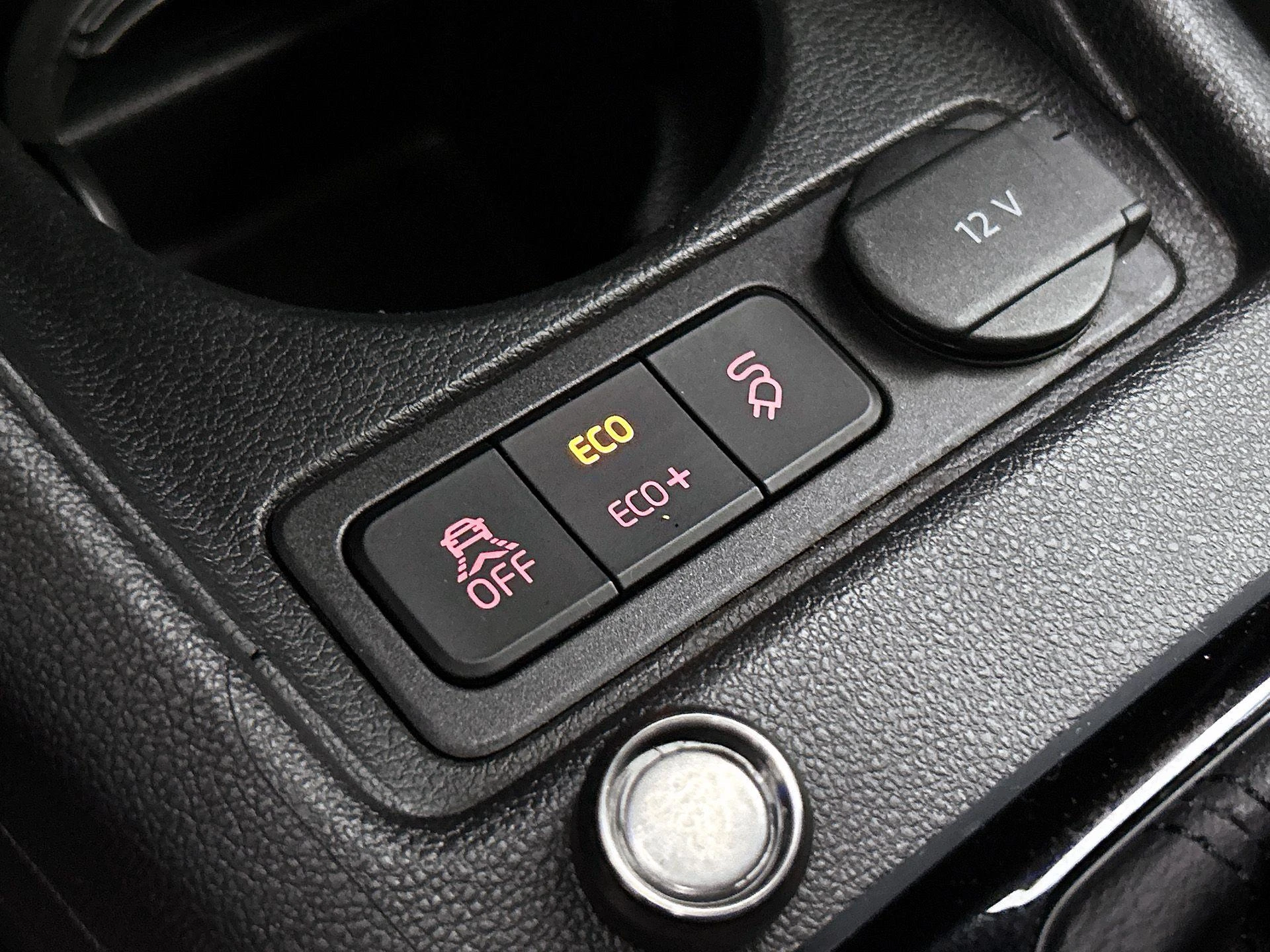 Volkswagen-e-up!-image-8