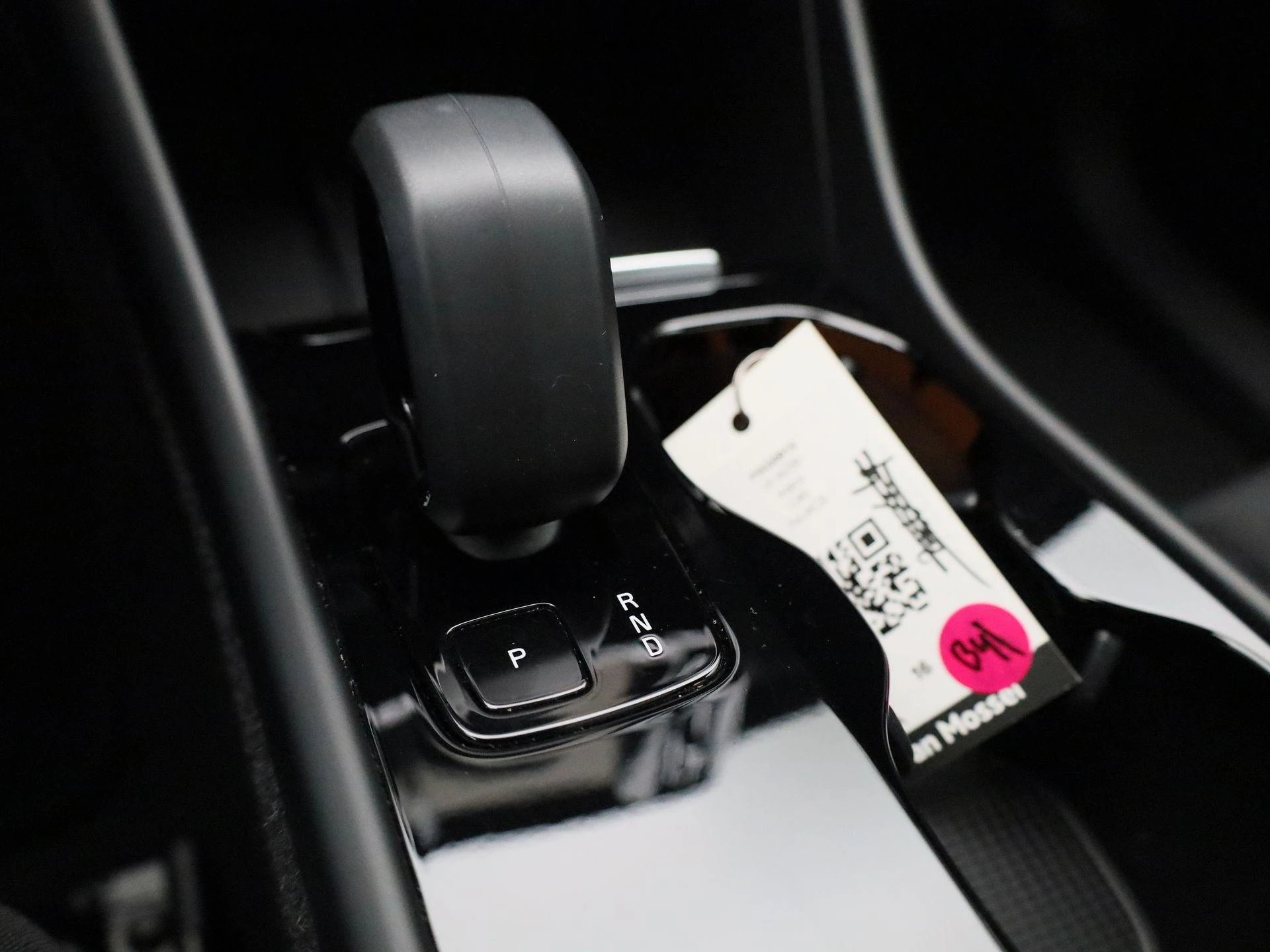 Volvo-C40-image-27