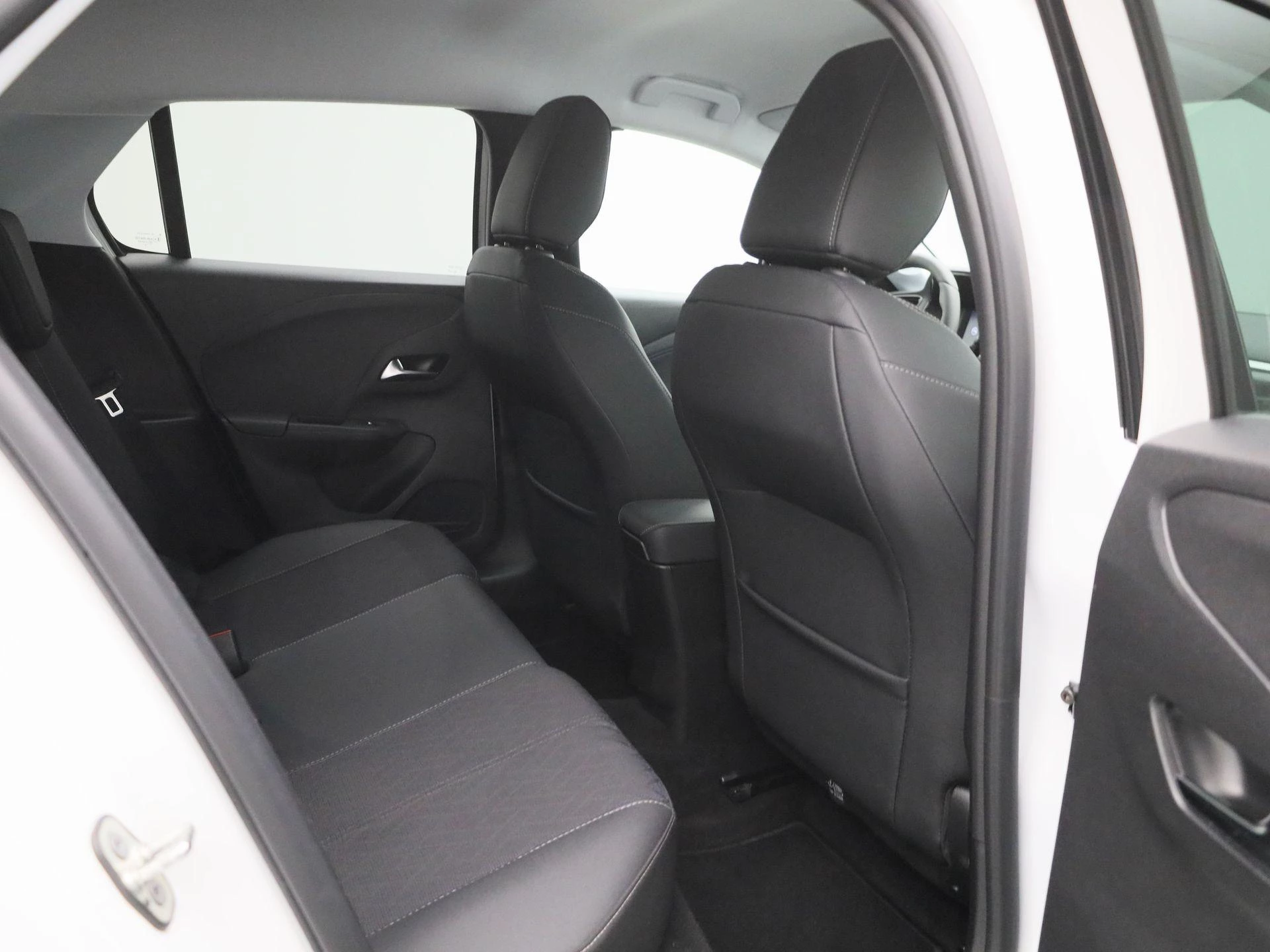 Opel-Corsa-e-image-30