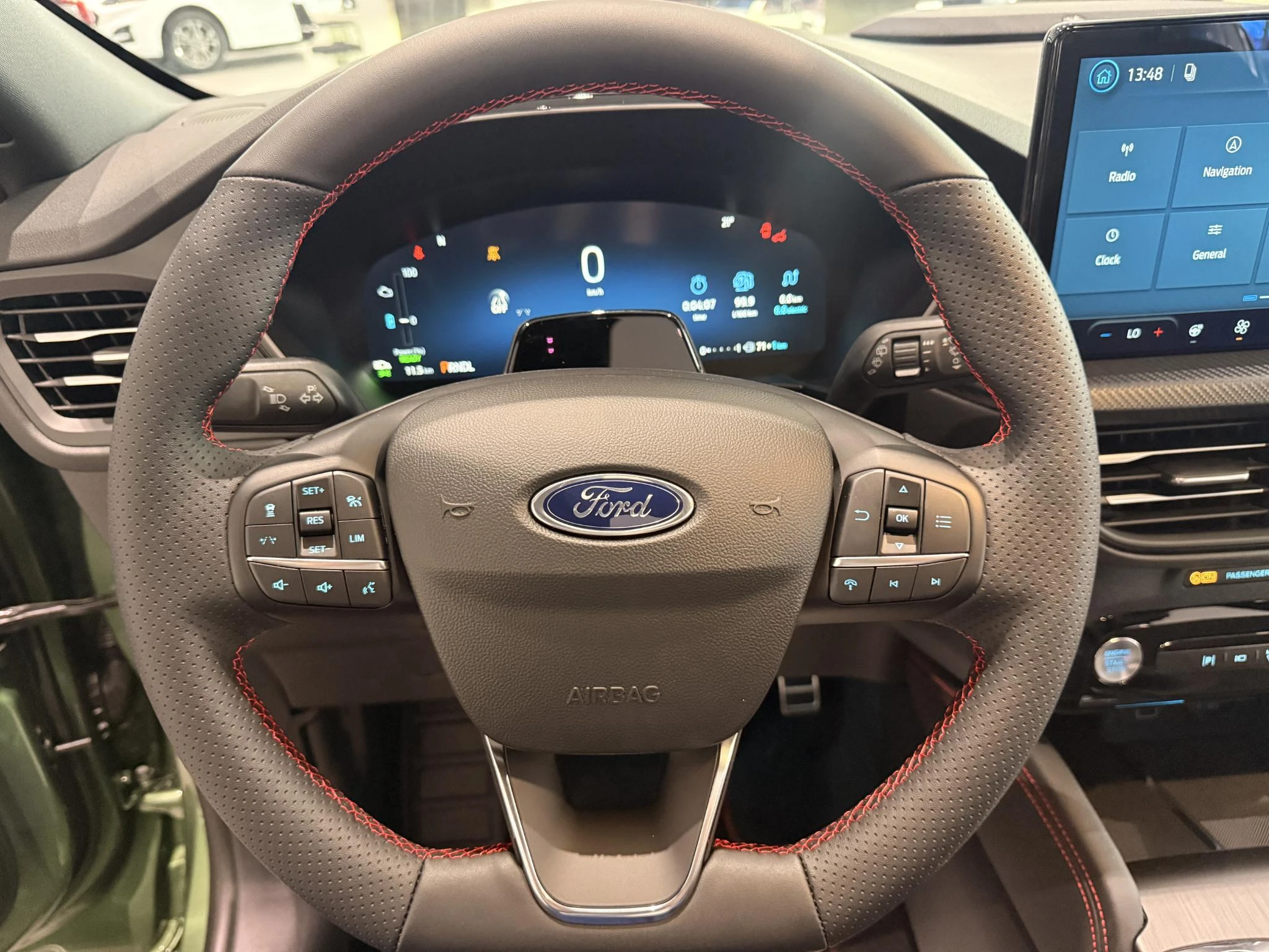 Ford-Kuga-image-15