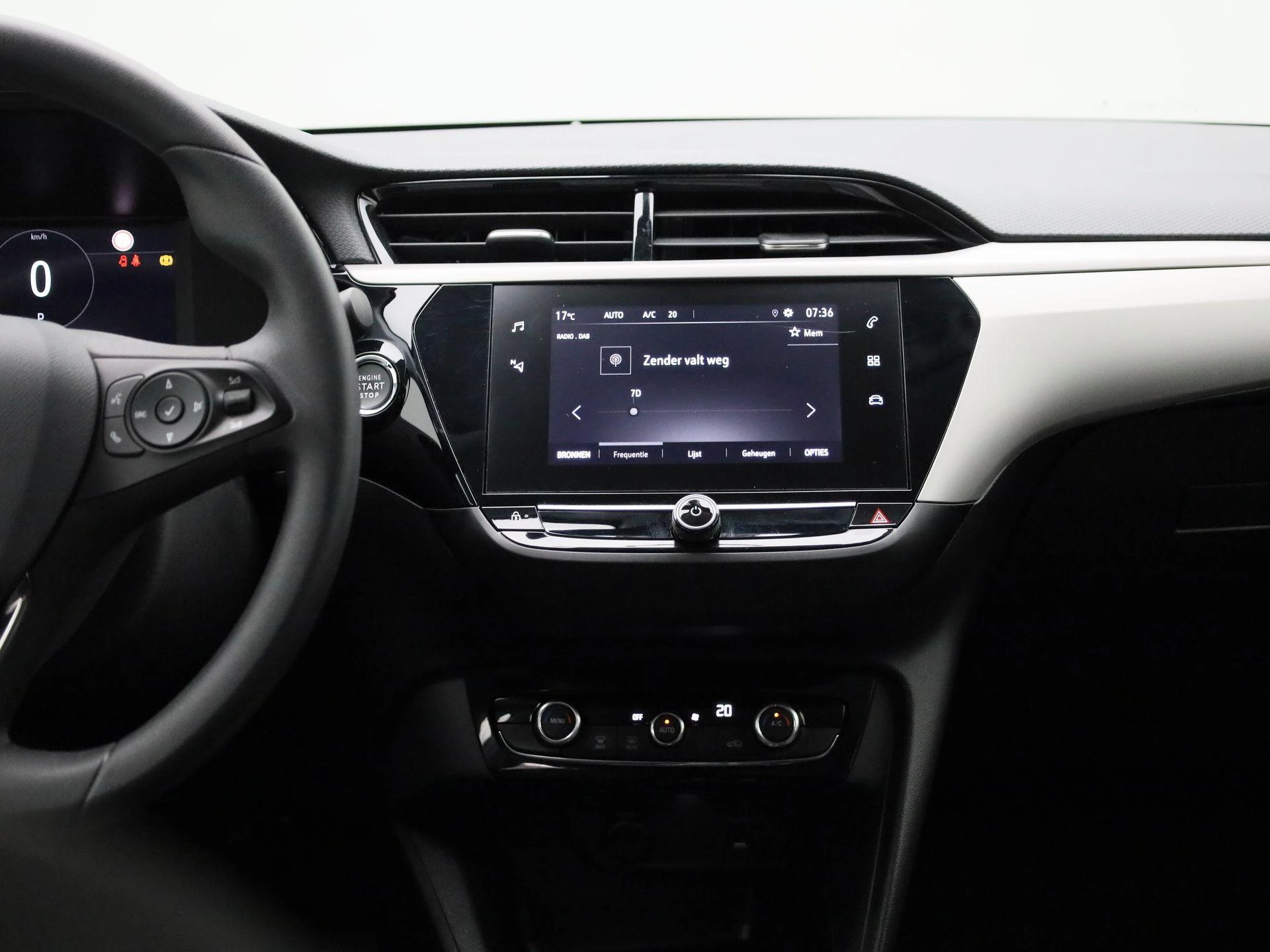 Opel-Corsa-e-image-8