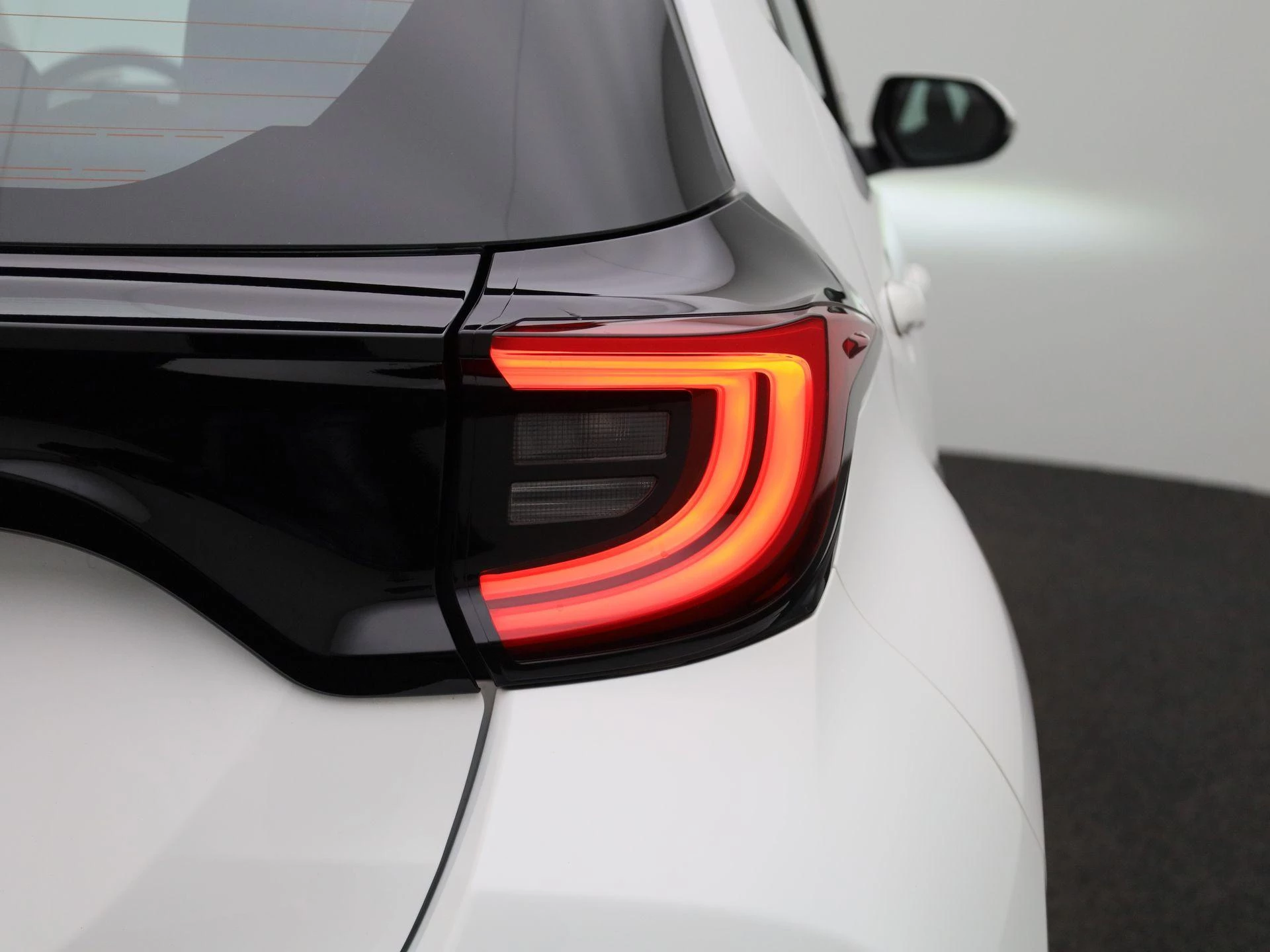 Toyota-Yaris-image-32