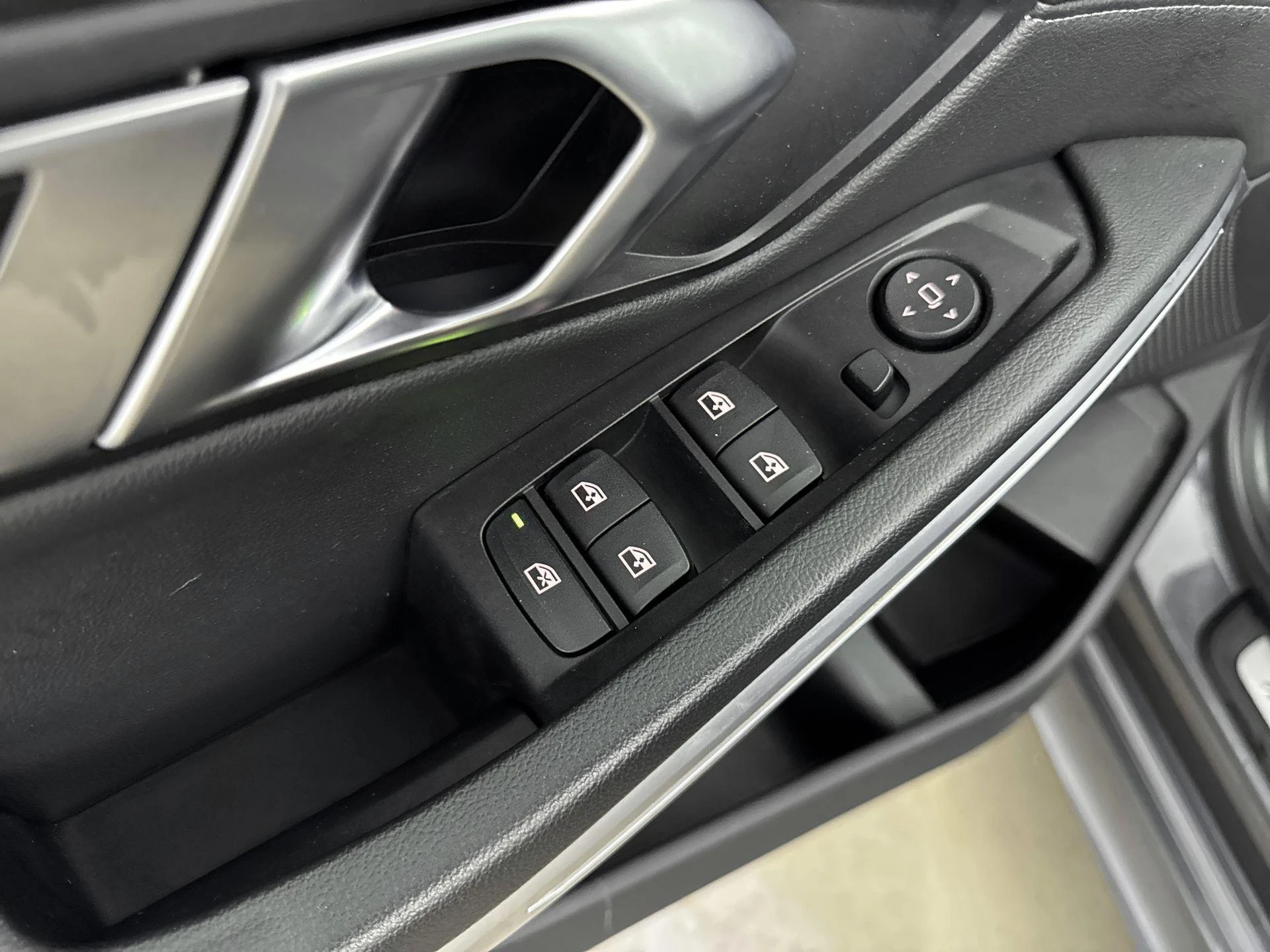 BMW-3 Serie-image-13