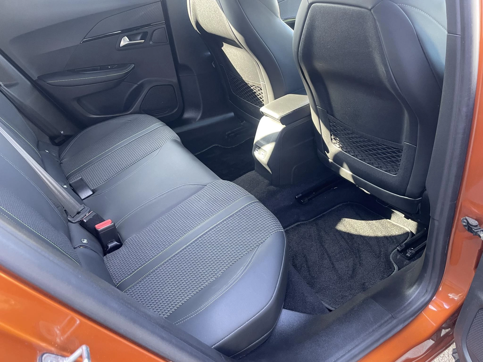 Peugeot-2008-image-14