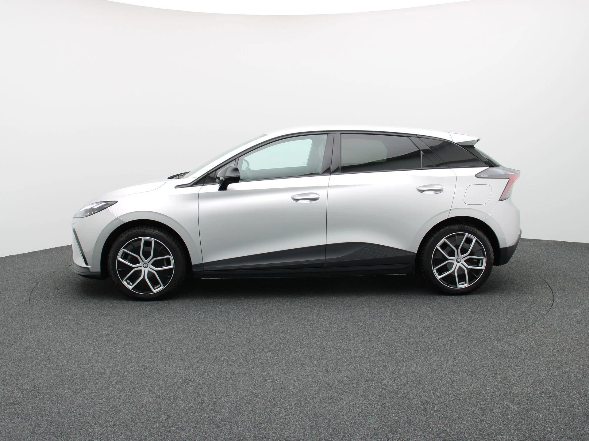 MG MG4 64 kWh Luxury