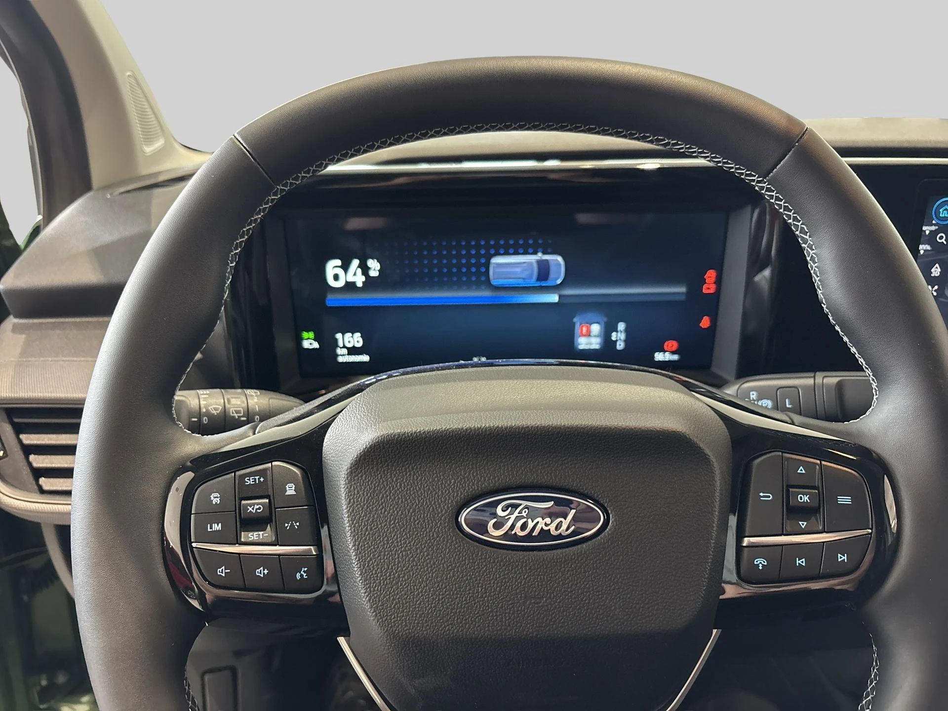Ford-Tourneo Courier-image-9