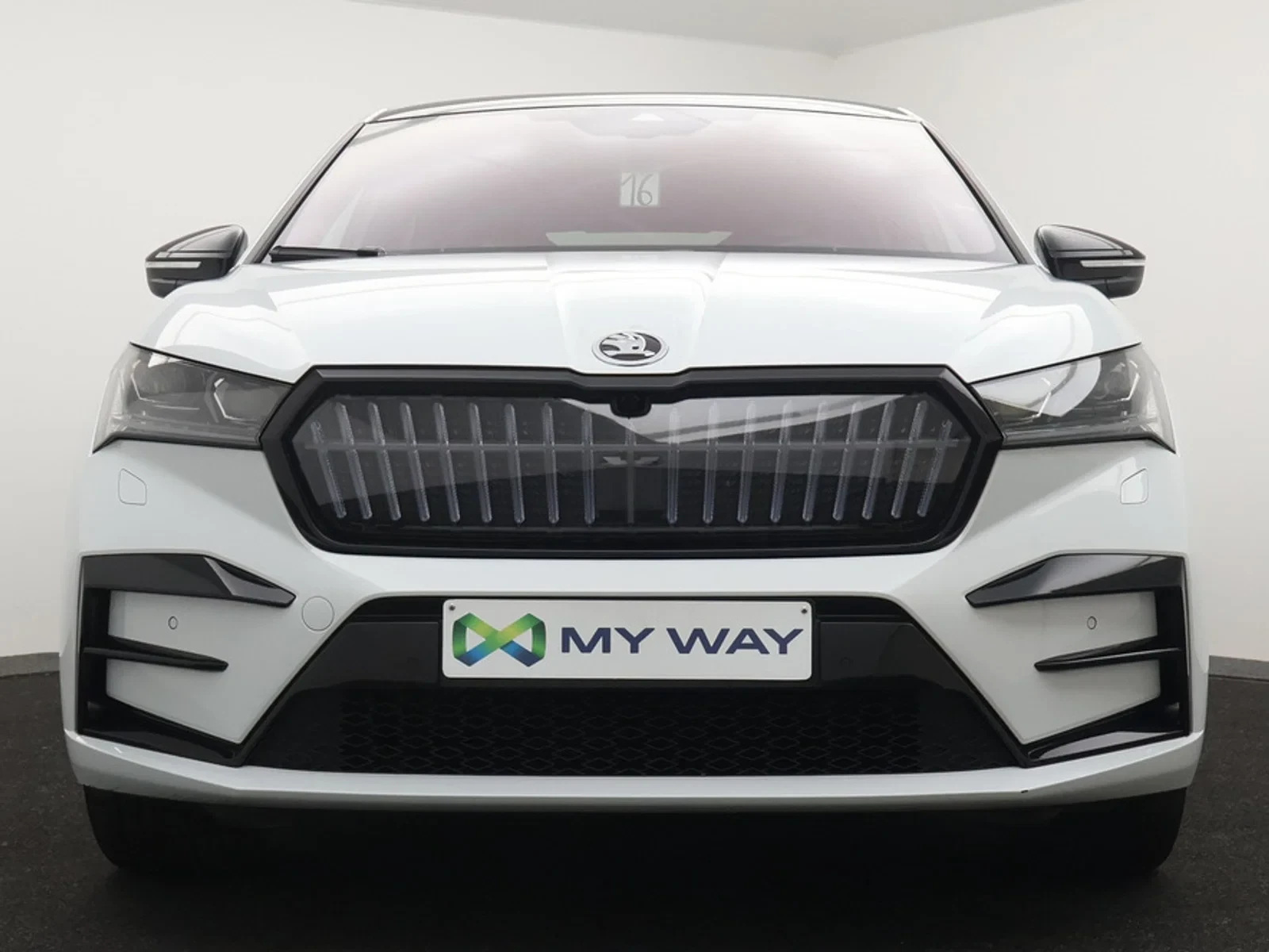 Škoda Enyaq Coupe RS Enyaq Coupe iV vRS 82kWh 299PK 4x4 *AUTOMAAT*SPORTZETELS*LEDER*PANODAK*CAMERA*PDC*CRUISE*KEYLESS*...