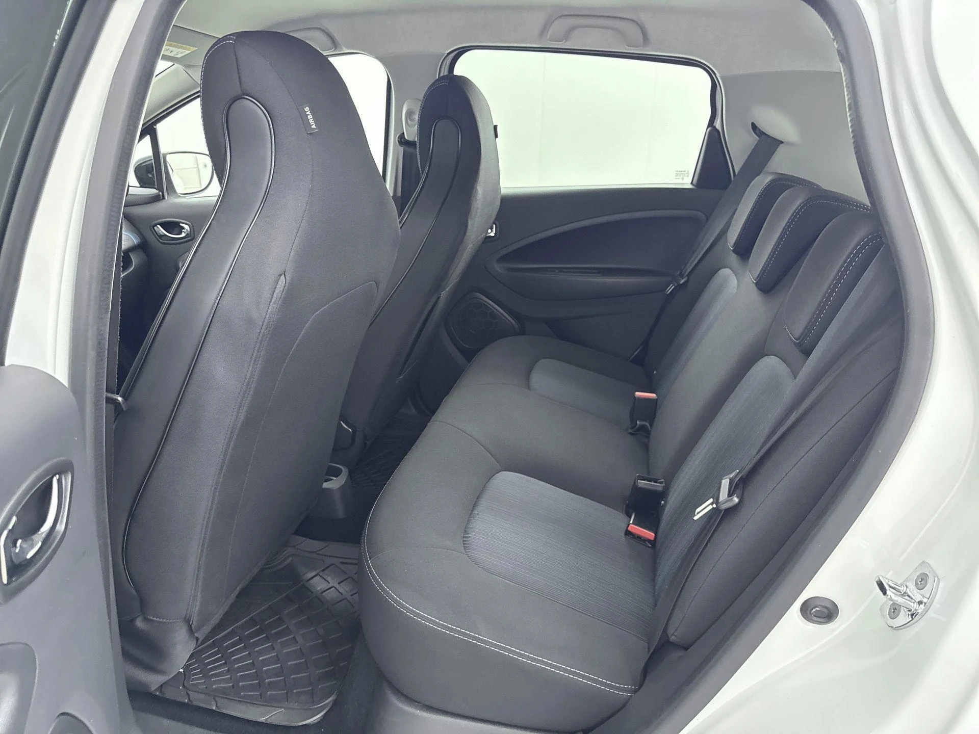 Renault-ZOE-image-25