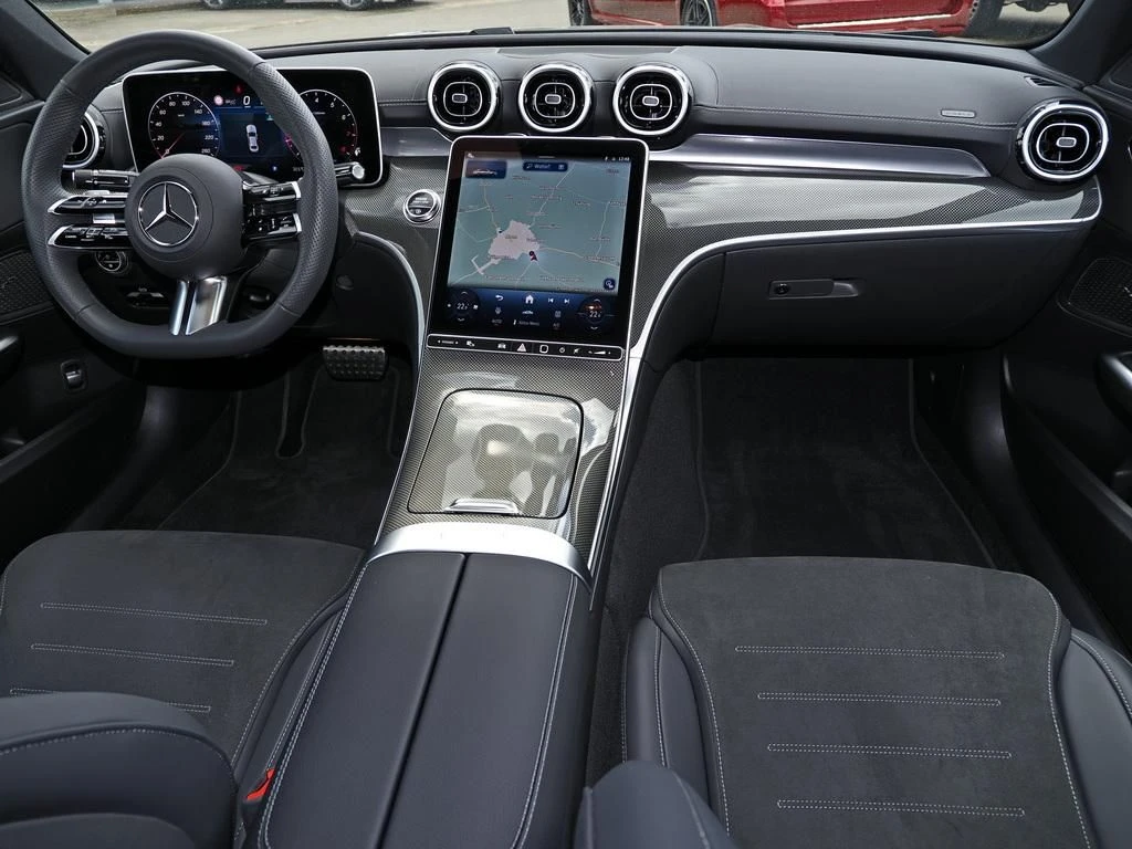 Mercedes-Benz-C-Klasse 300-image-13