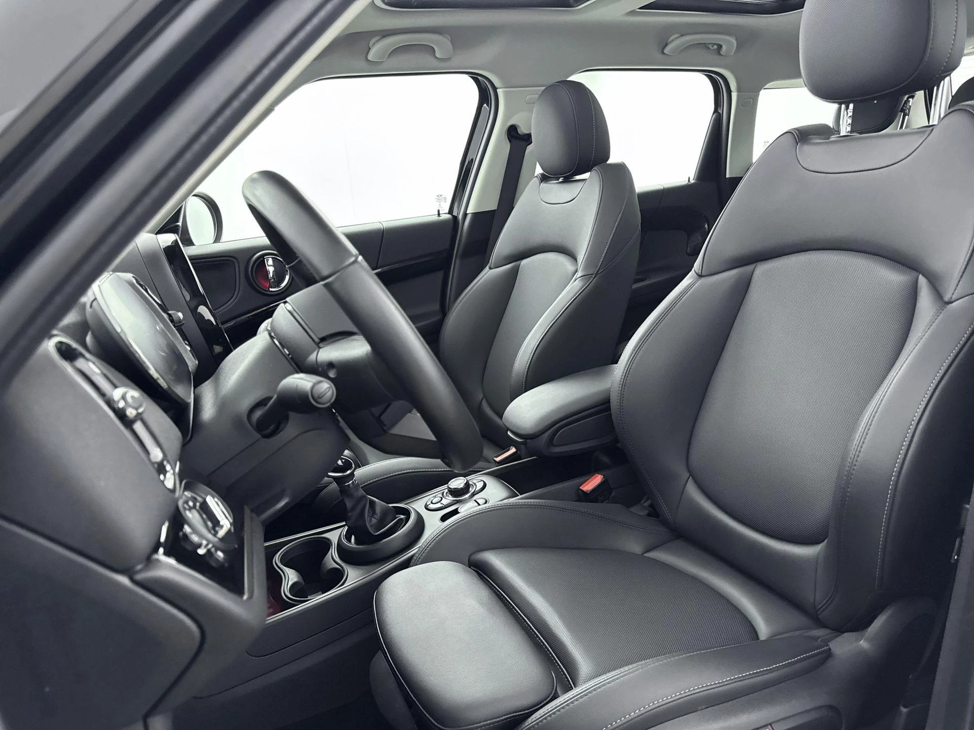 MINI-Countryman-image-21