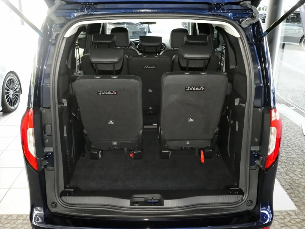 Mercedes-Benz-T-Klasse 180-image-12