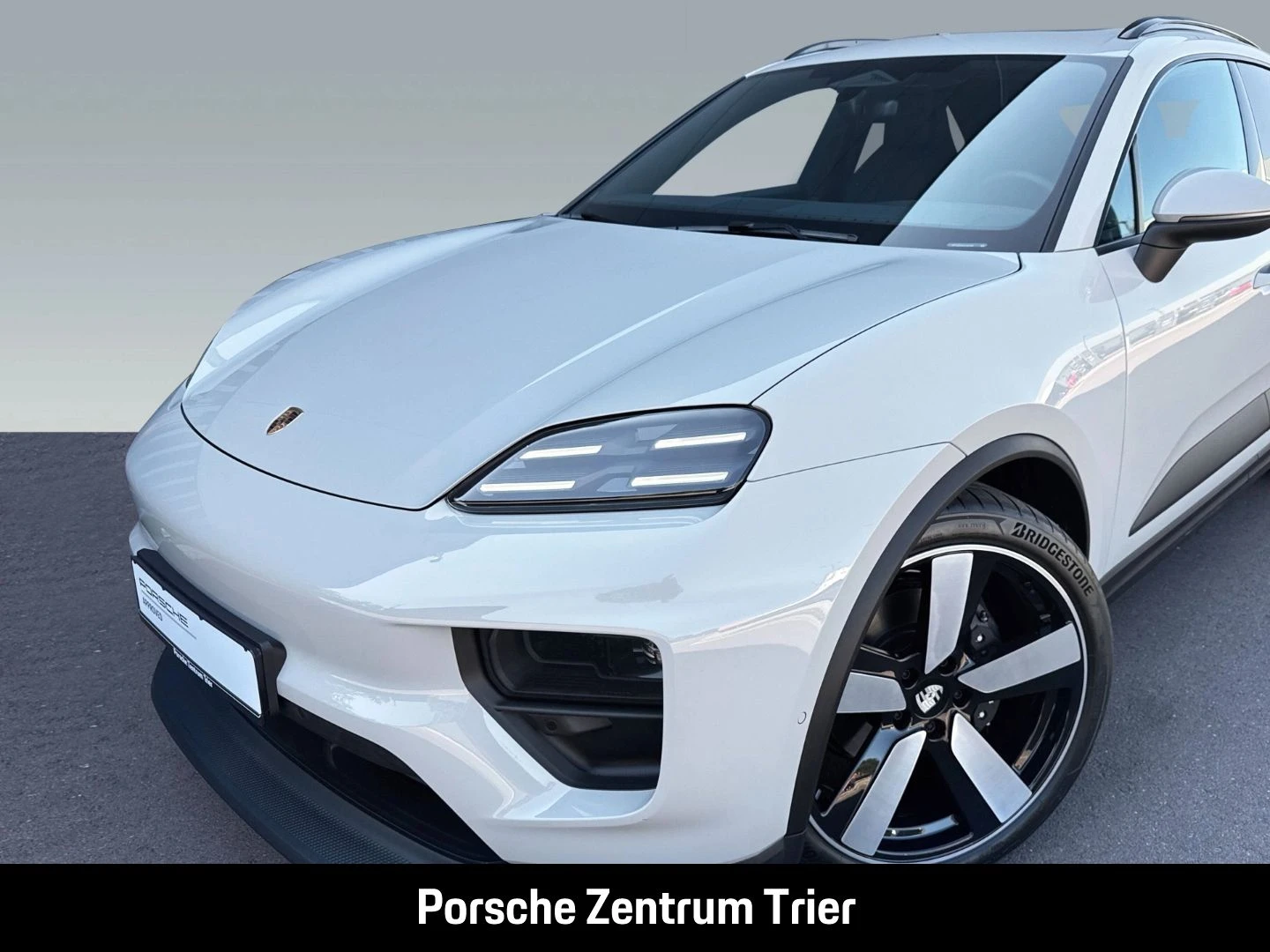 Porsche-Macan-image-8
