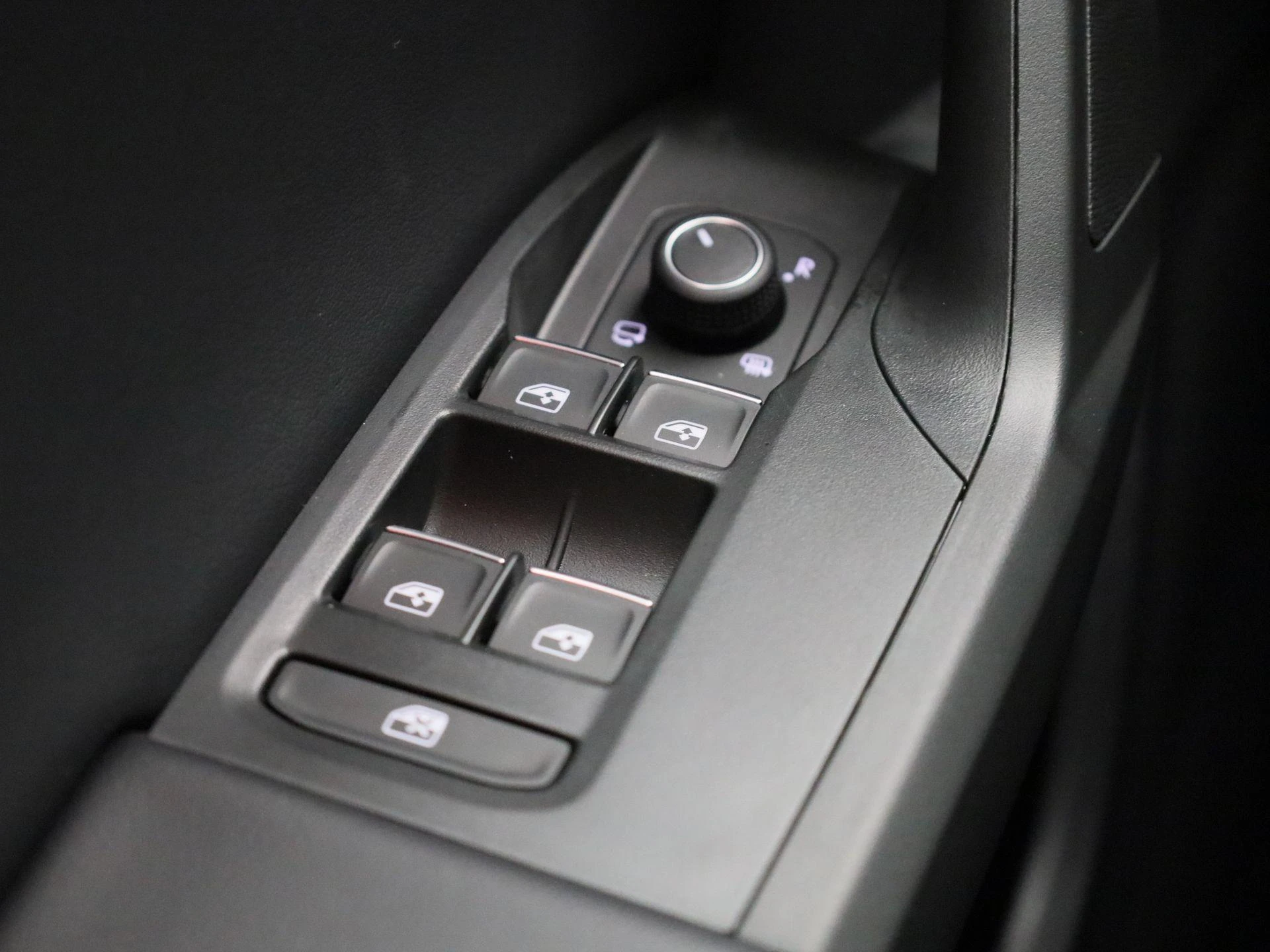 SEAT Leon Sportstourer 1.5 TSI e-Hybrid FR Business