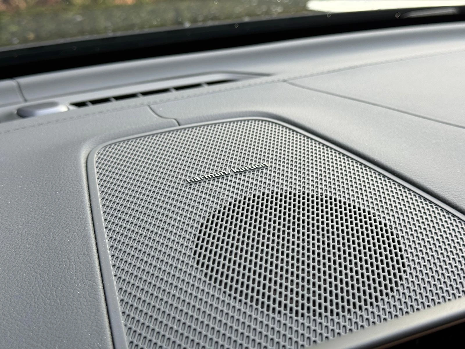 Volvo-XC60-image-28