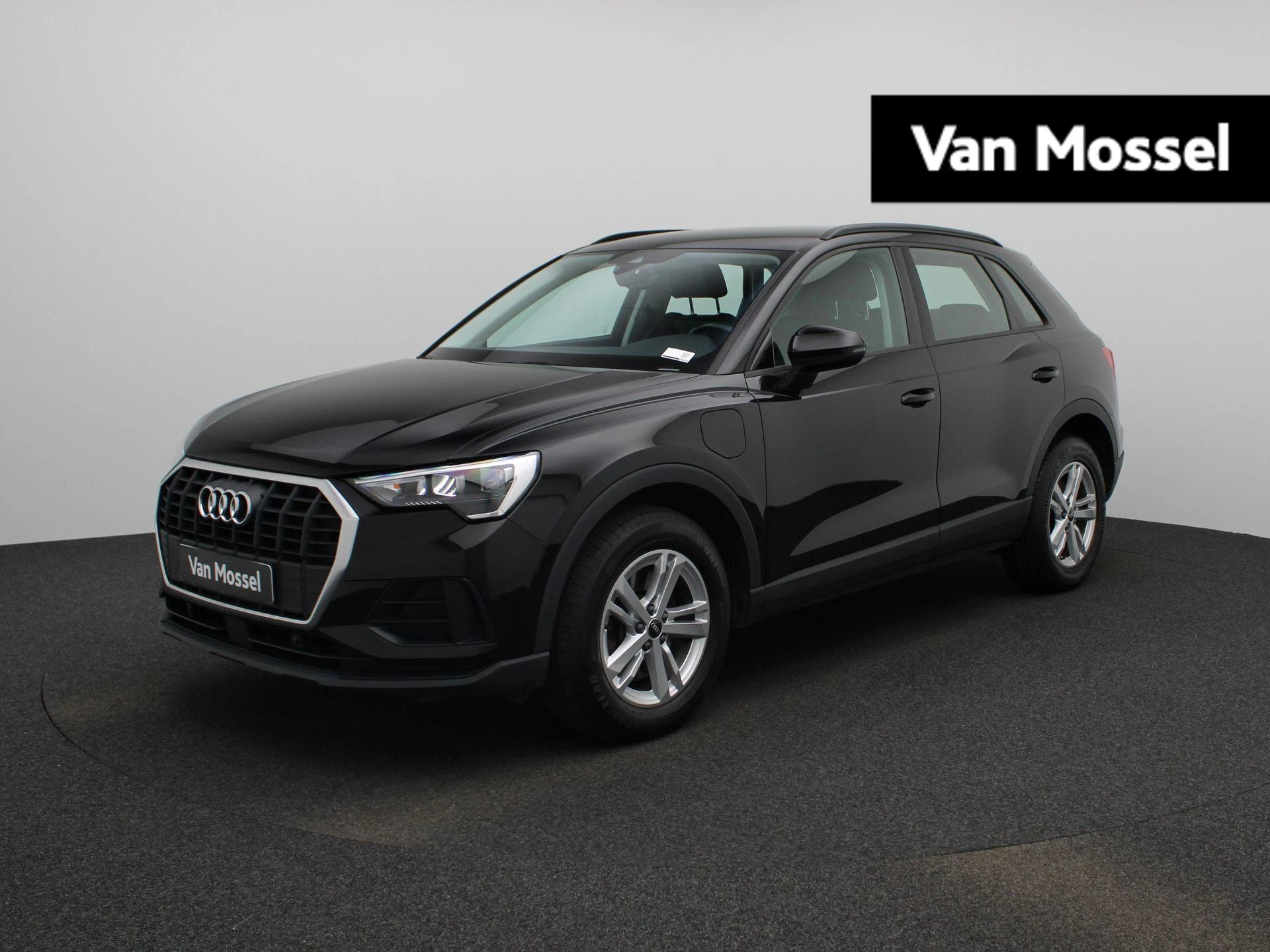 Audi-Q3-image-0