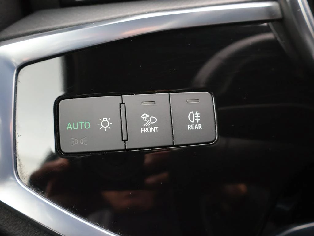 Audi Q3 Sportback PHEV Audi Q3 PHEV Sportback Attraction 45 TFSIe 245pk *AUTOMAAT*BRUIN LEDER*KEYLESS*VIRTUAL COCKPIT*CRUISE*NAVI*ZETELVERWARMING*