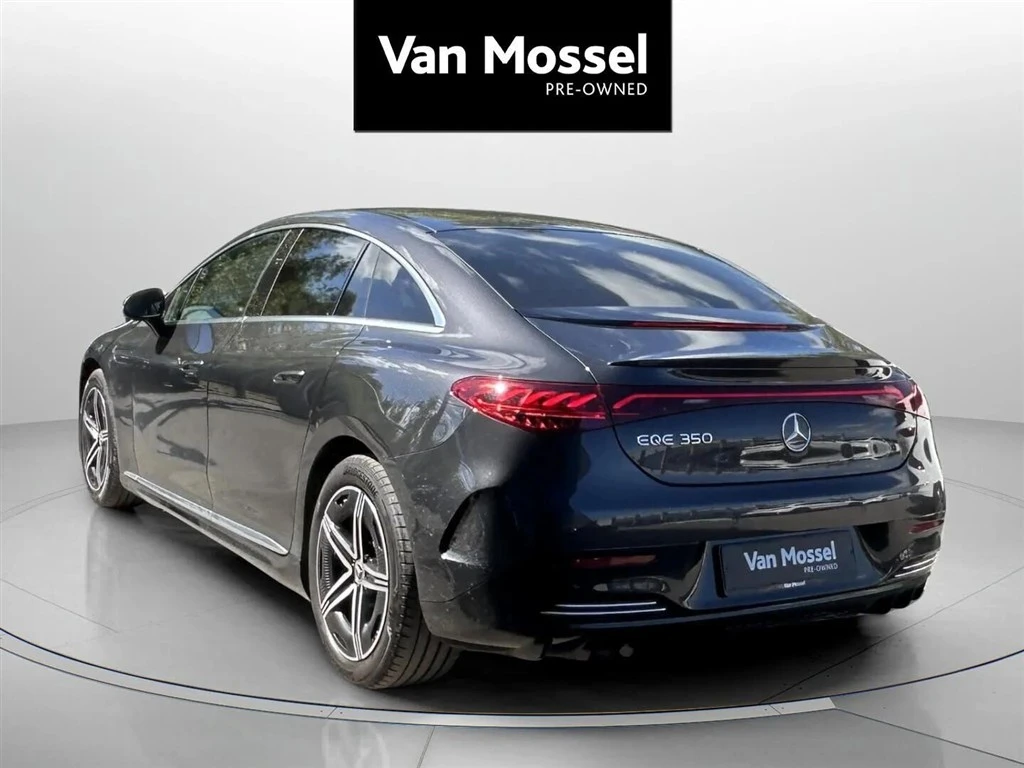 Mercedes-Benz-EQE-image-6