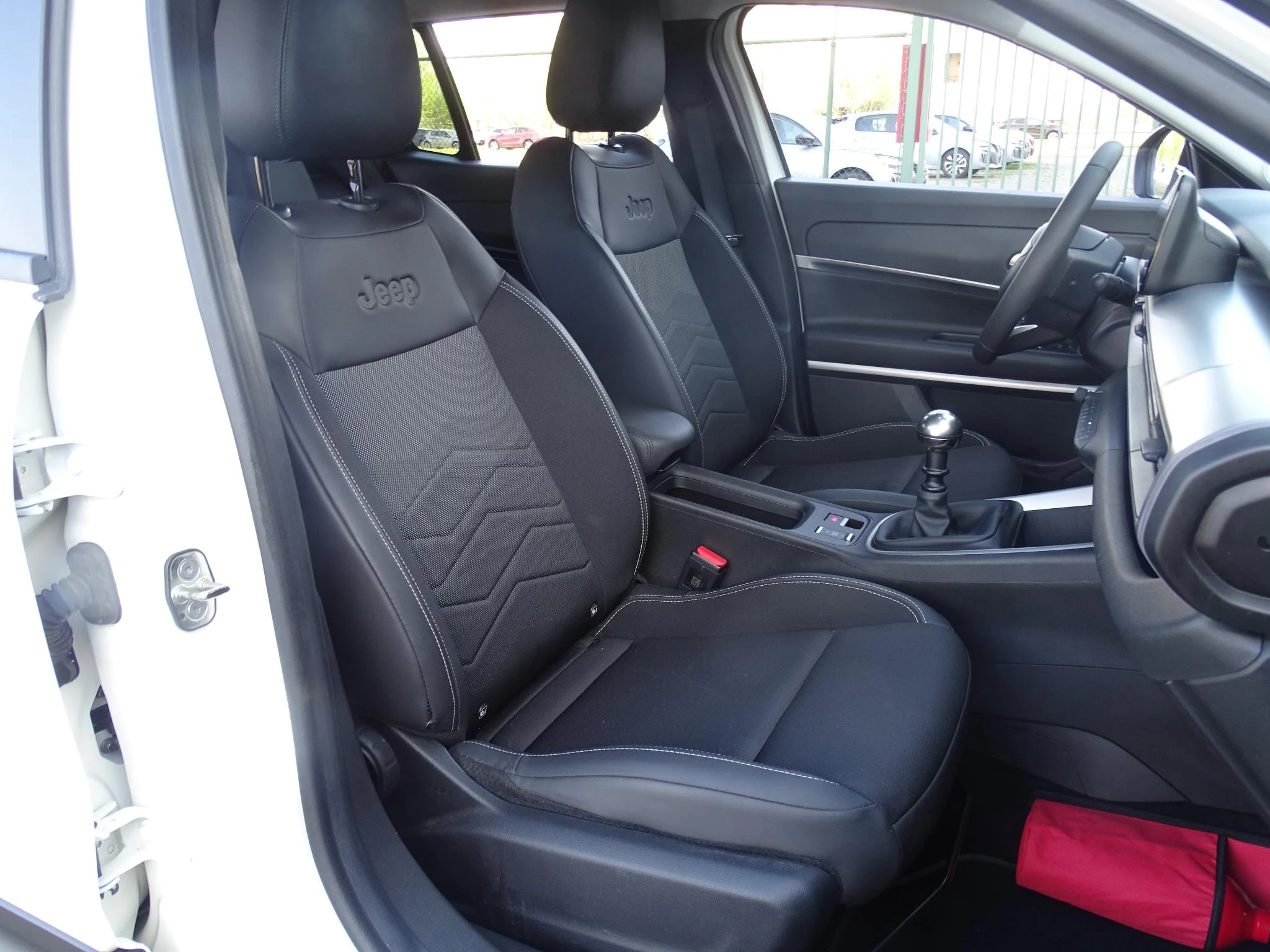 Jeep Avenger 1.2T Summit