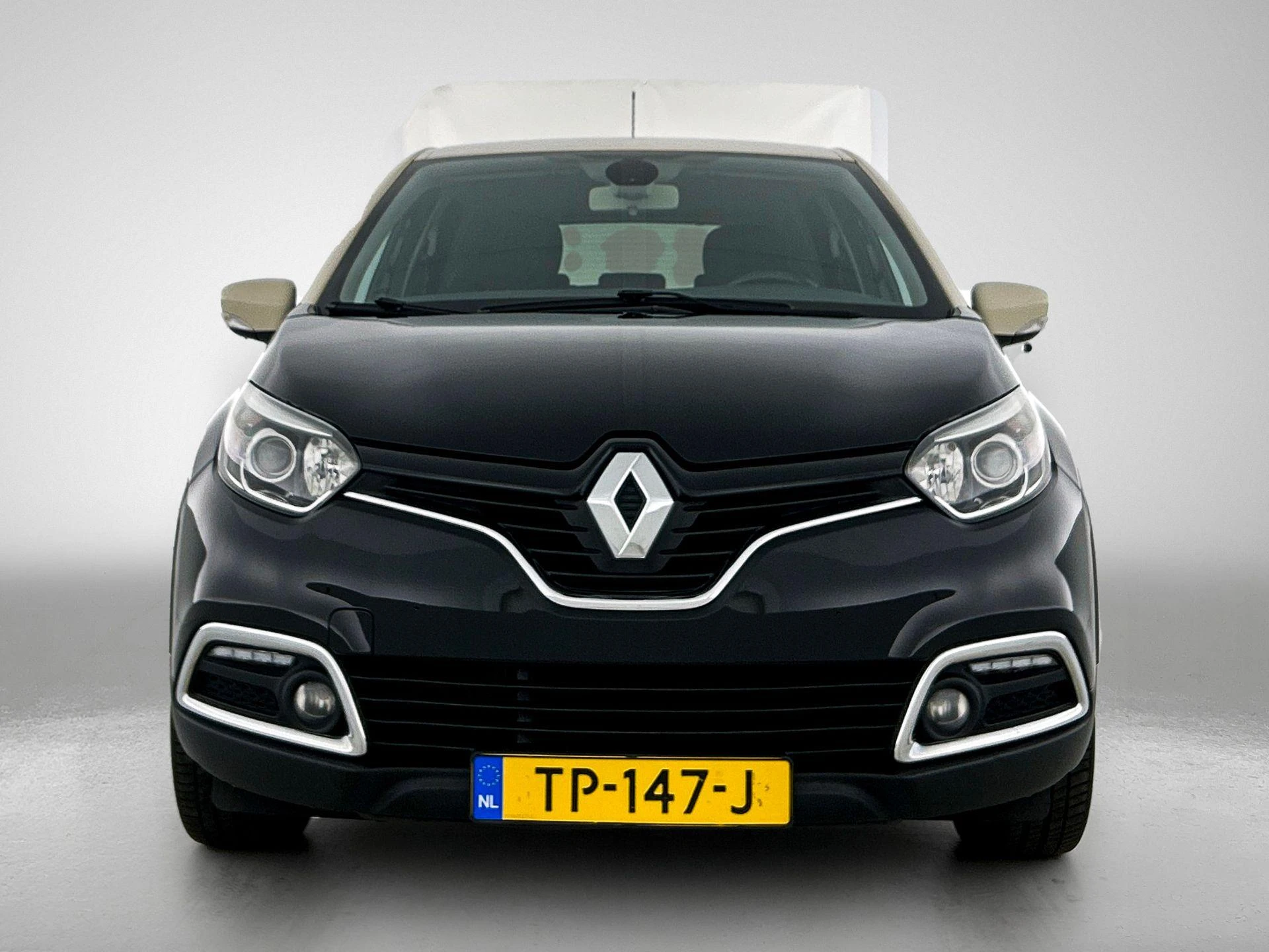 Renault-Captur-image-2