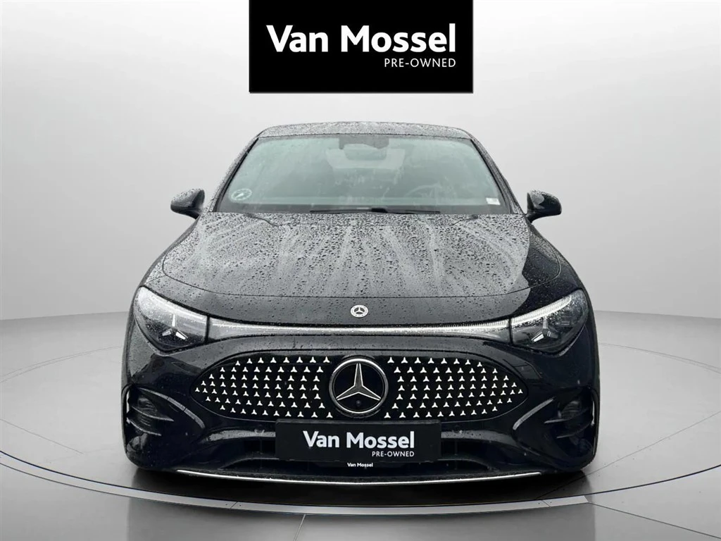 Mercedes-Benz-CLA-image-1