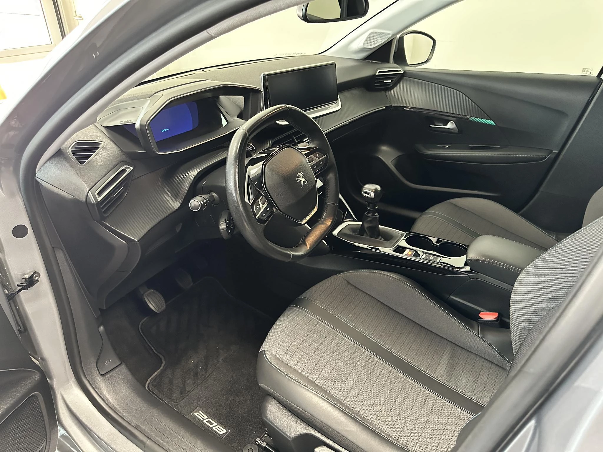 Peugeot-208-image-5