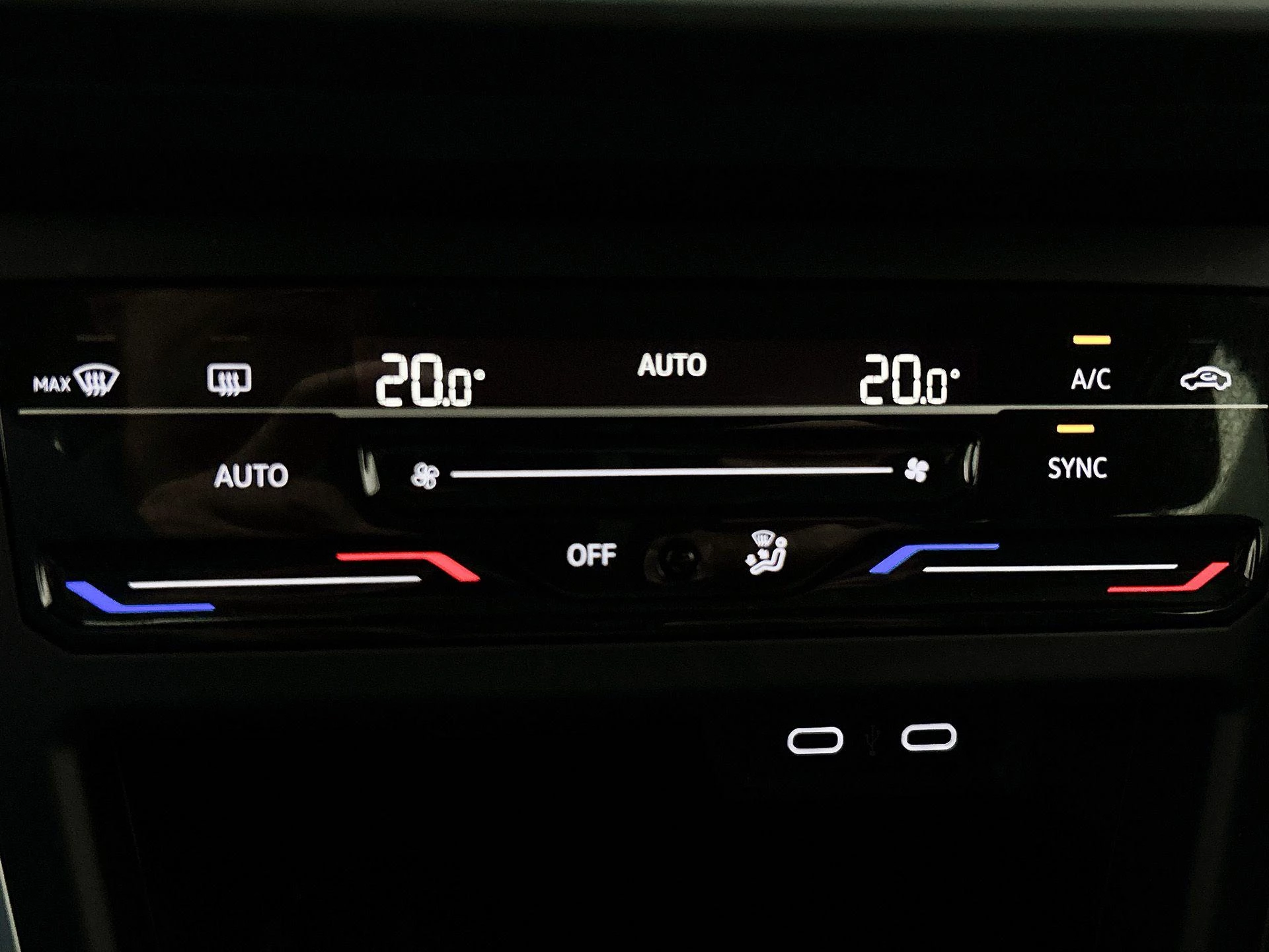 Volkswagen-Polo-image-17