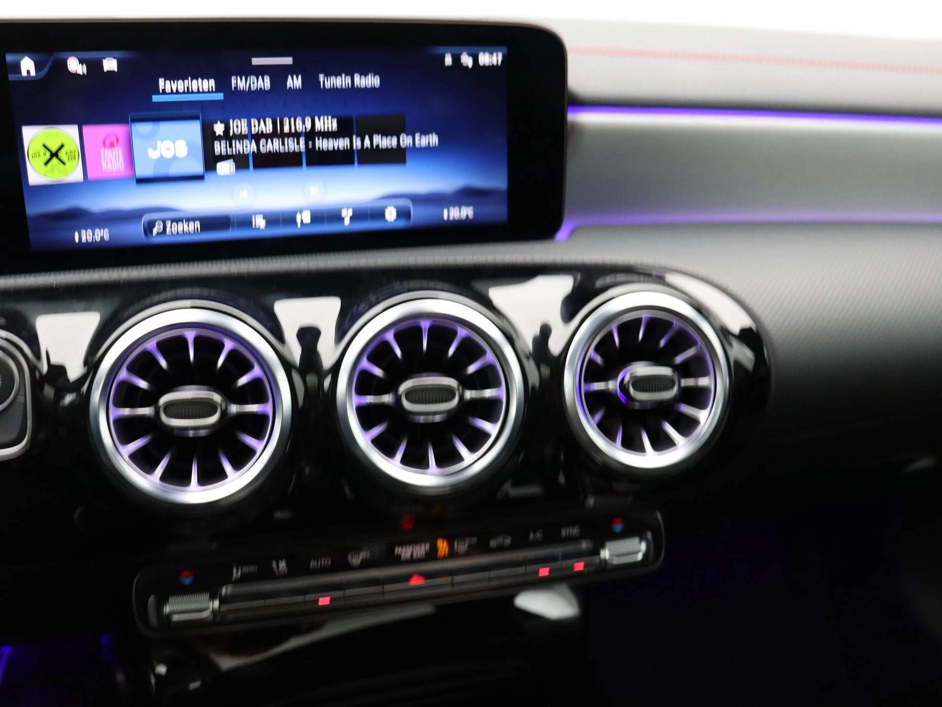 Mercedes-Benz CLA 180 Star Edition Shooting Brake + PANORAMISCH DAK + MULTIBEAM LED +