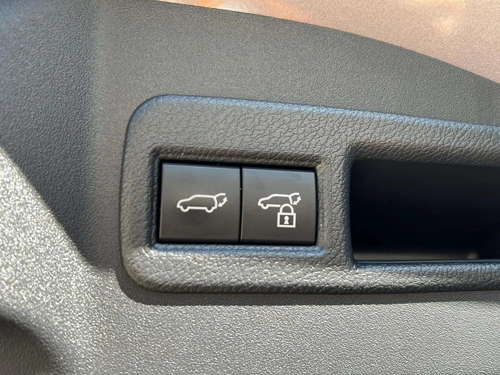 Toyota-bZ4X-image-21