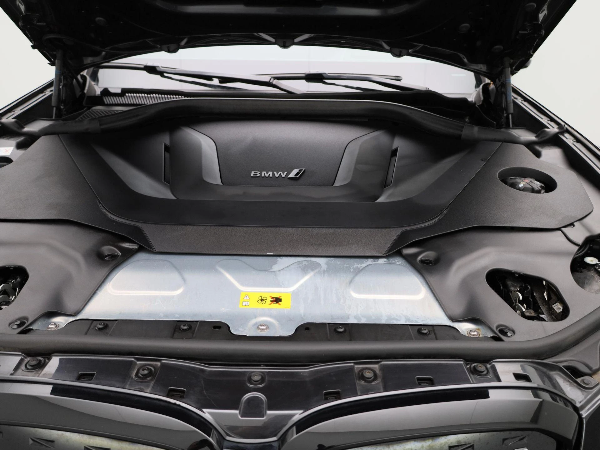 BMW-iX3-image-37