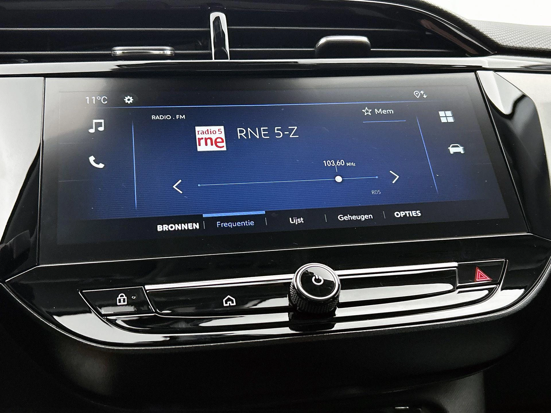 Opel-Corsa-image-6