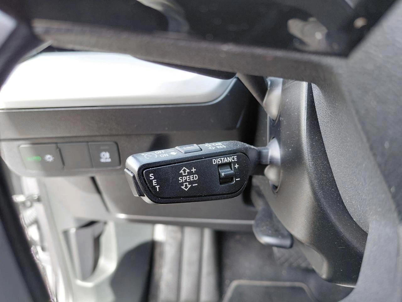 Audi-Q4 e-tron-image-21