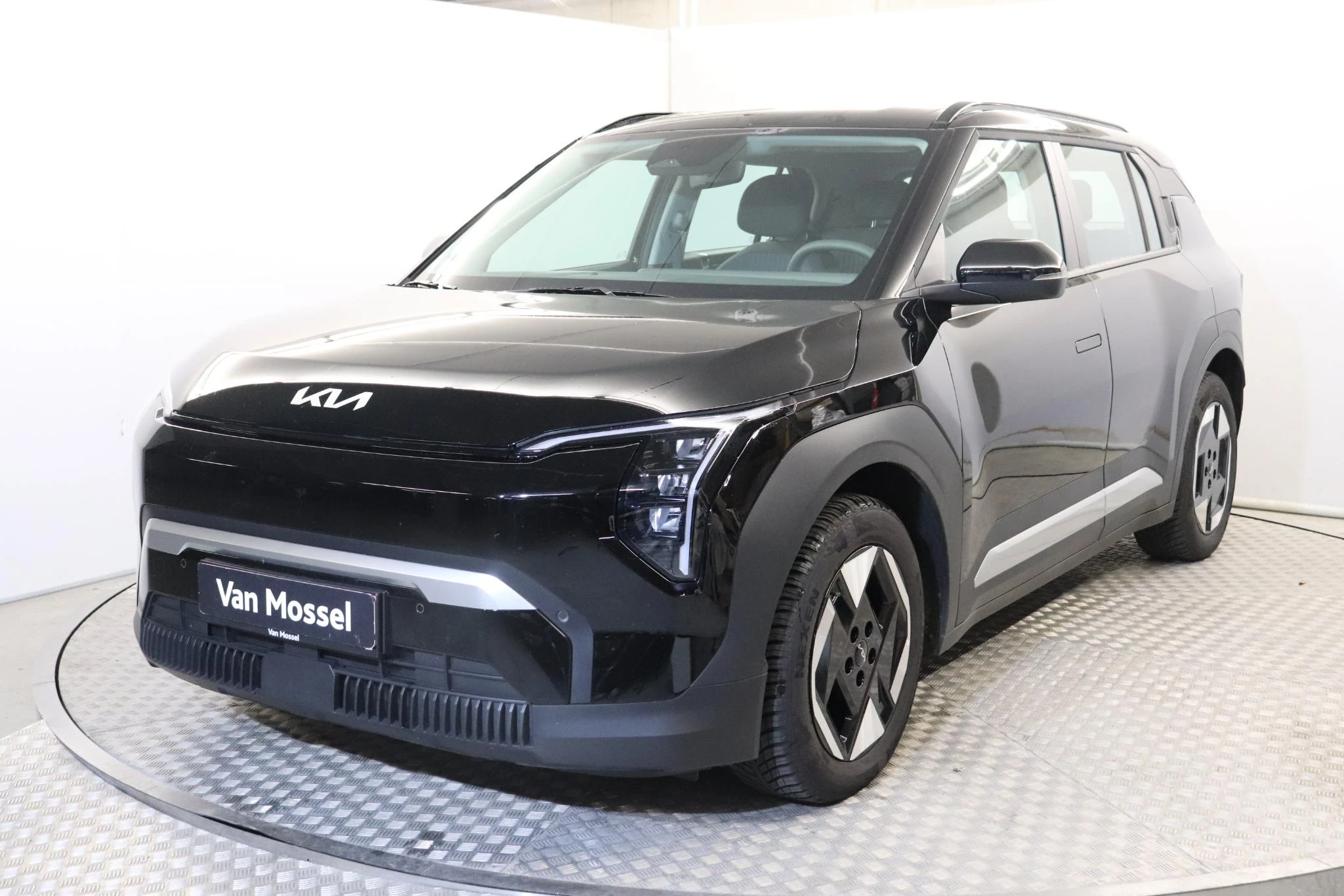 Kia-EV3-image-0