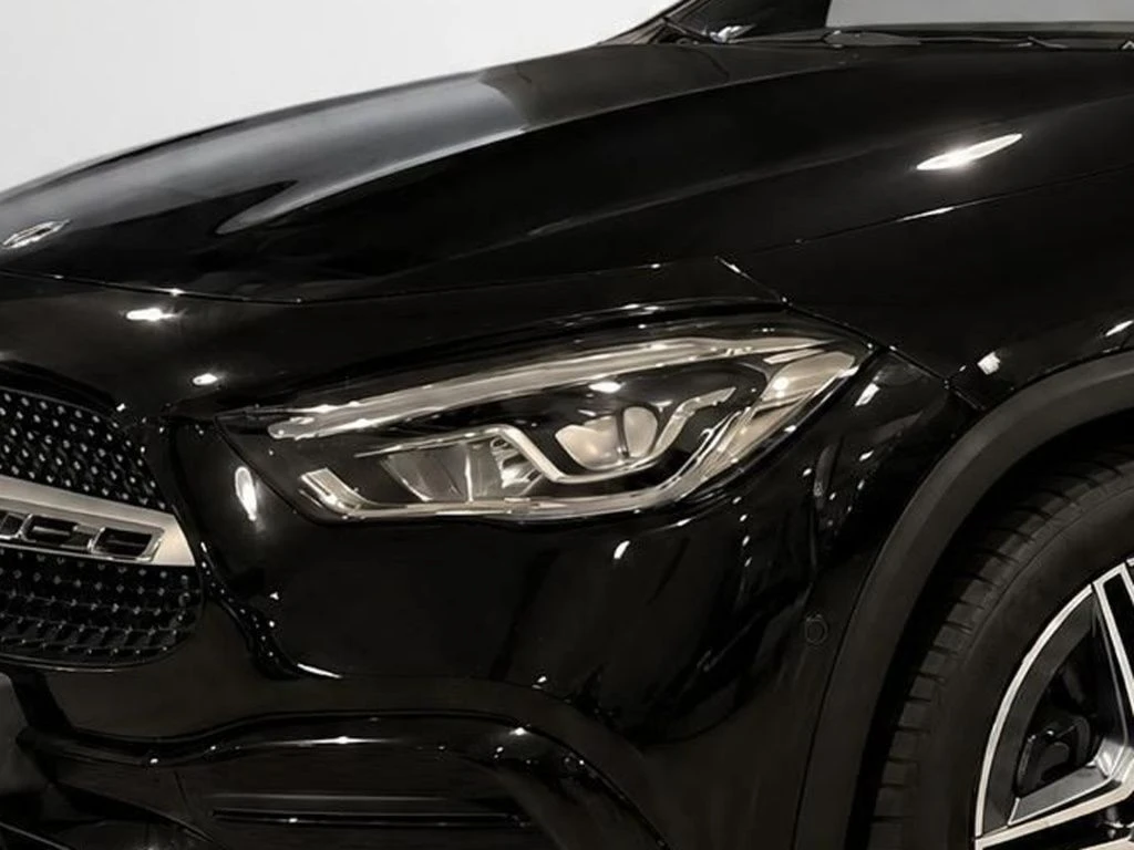 Mercedes-Benz-GLA 250-image-4