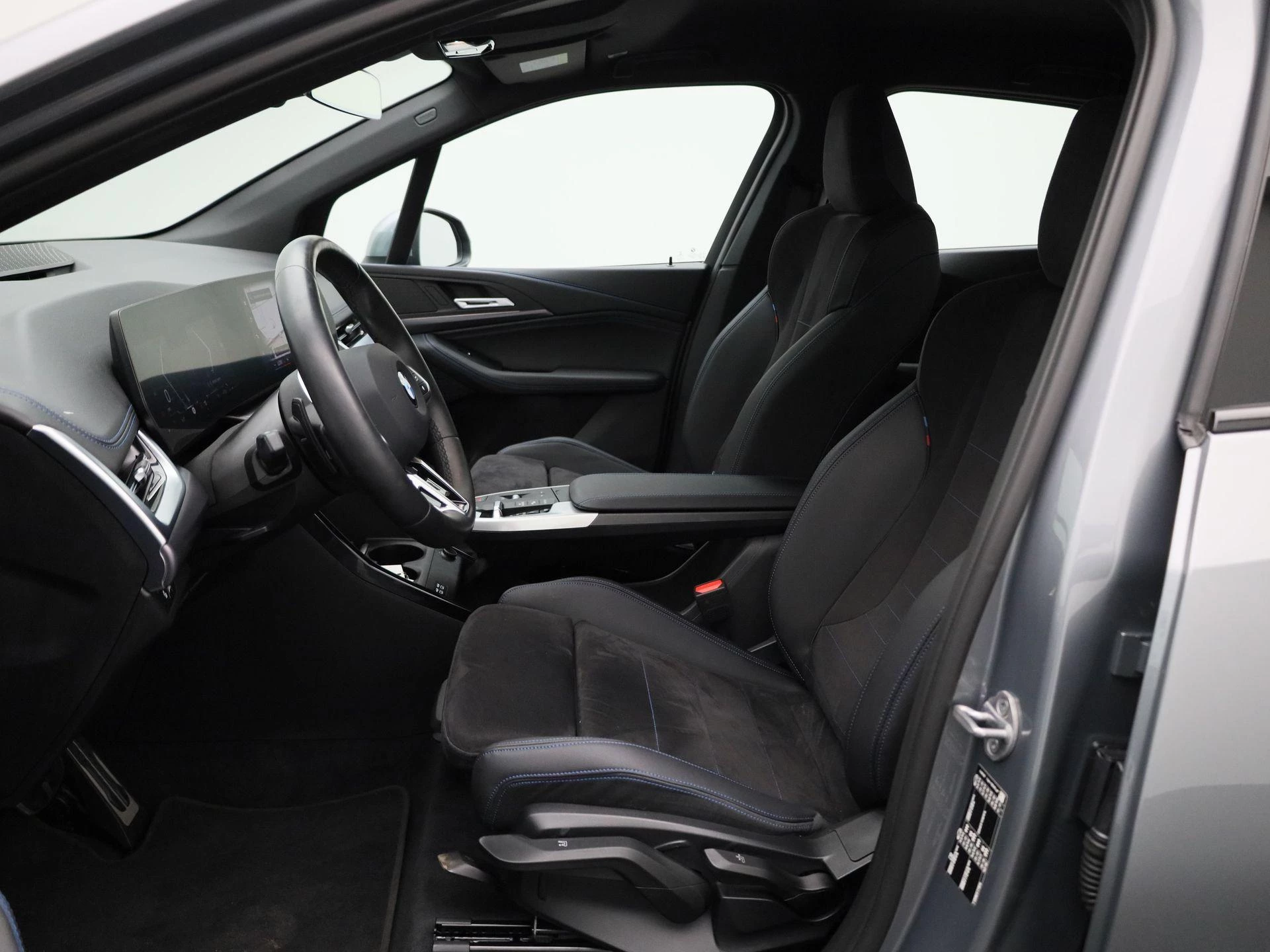 BMW-2 Serie-image-8