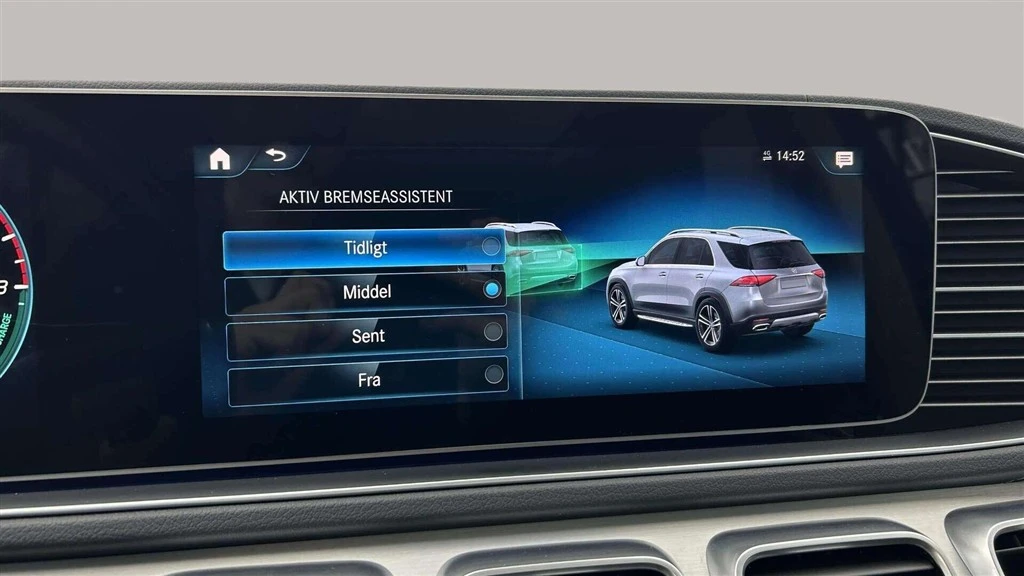 Mercedes-Benz-GLE-image-25