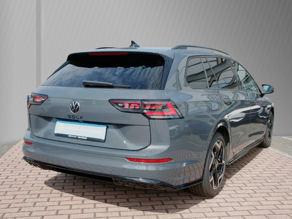 Volkswagen-Golf-image-3