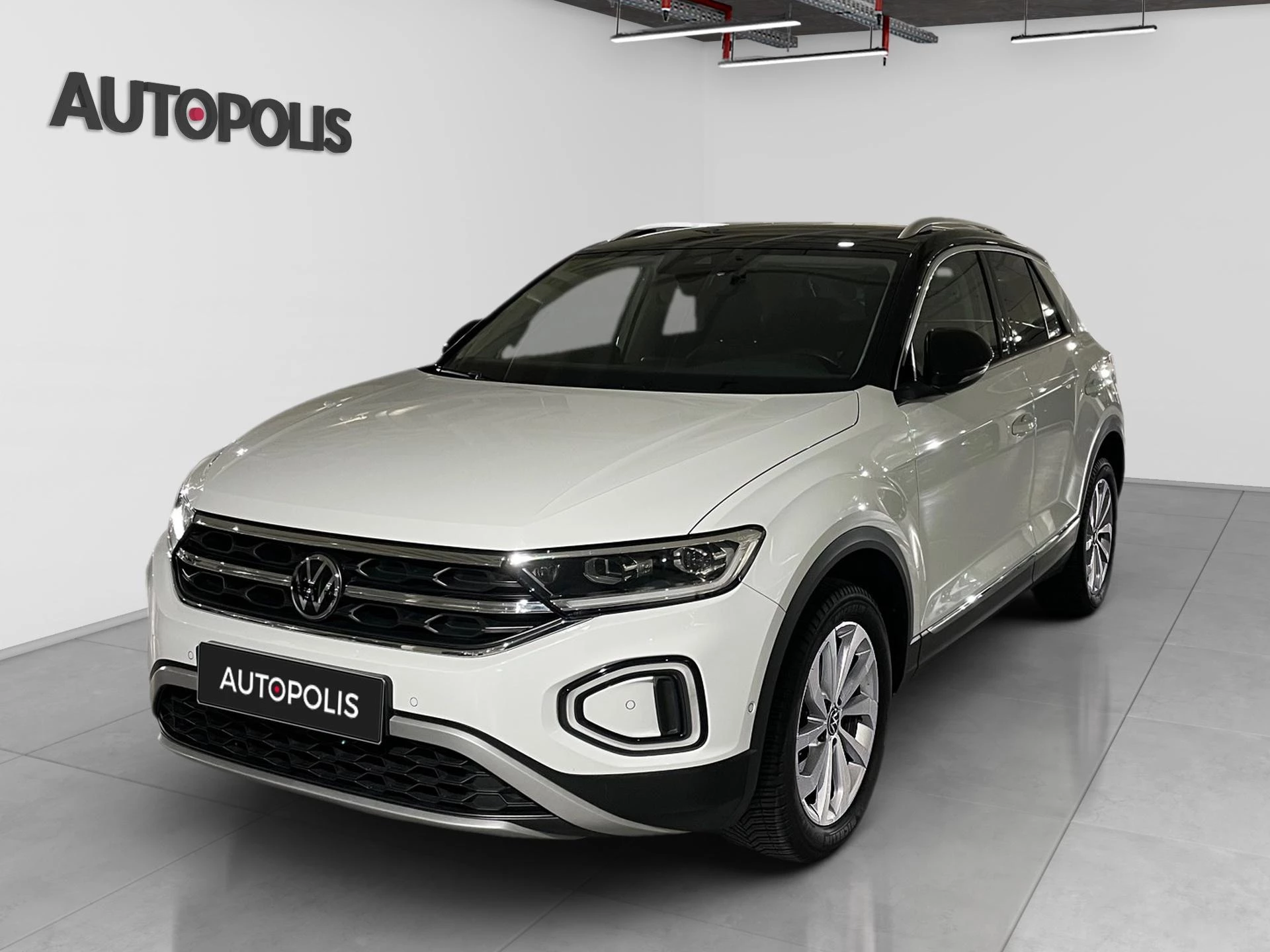 Volkswagen-T-Roc-image-16
