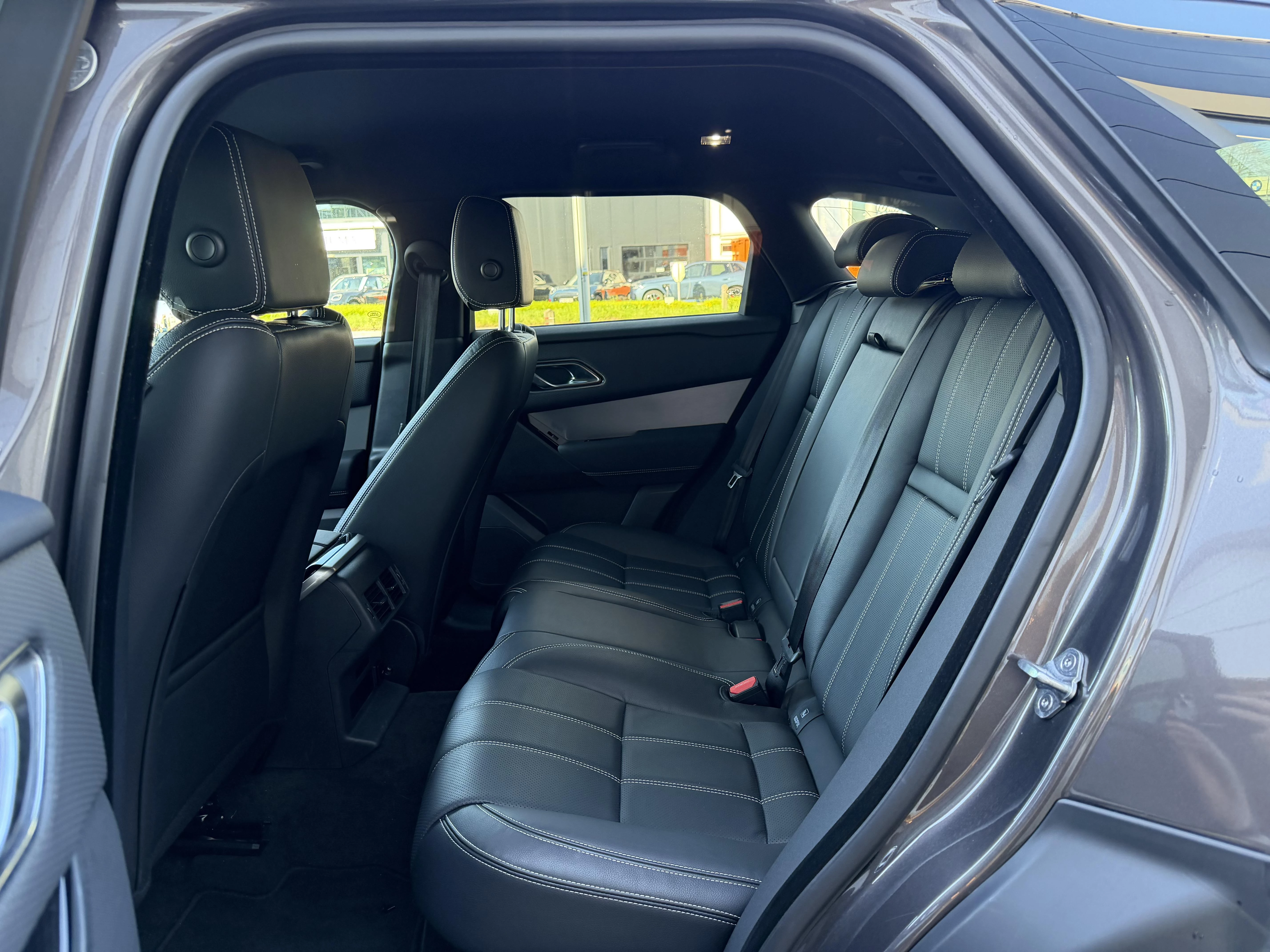 Land Rover Range Rover Velar P400e R-Dynamic S