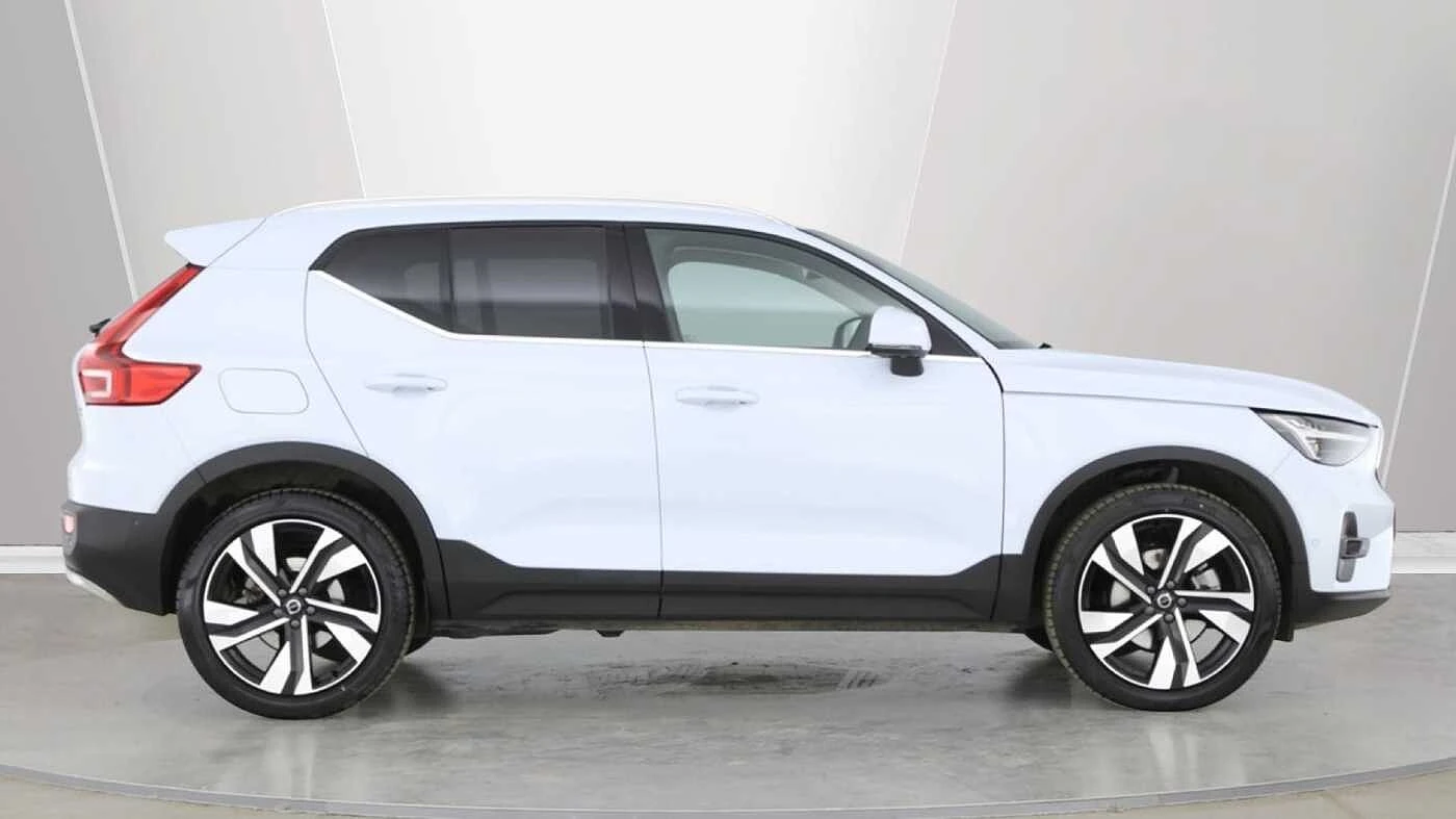 Volvo-XC40-image-1