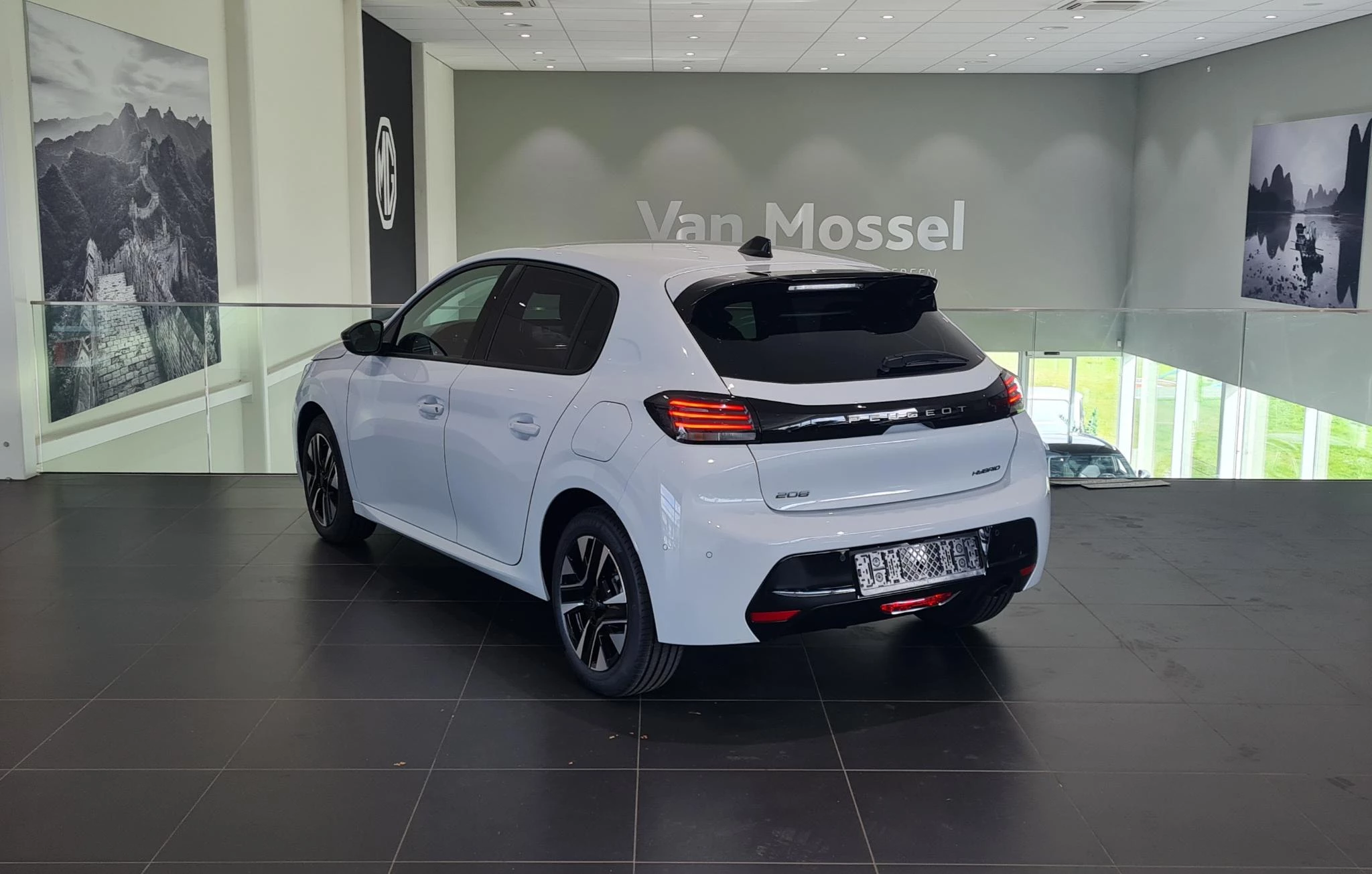 Peugeot 208 1.2 Hybrid 110 e-DCS6 Allure