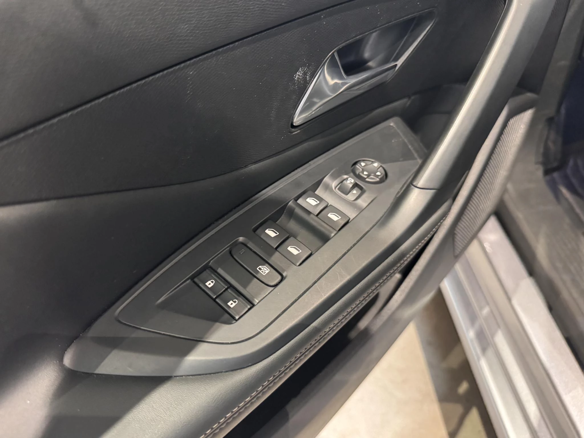 Peugeot-308-image-7