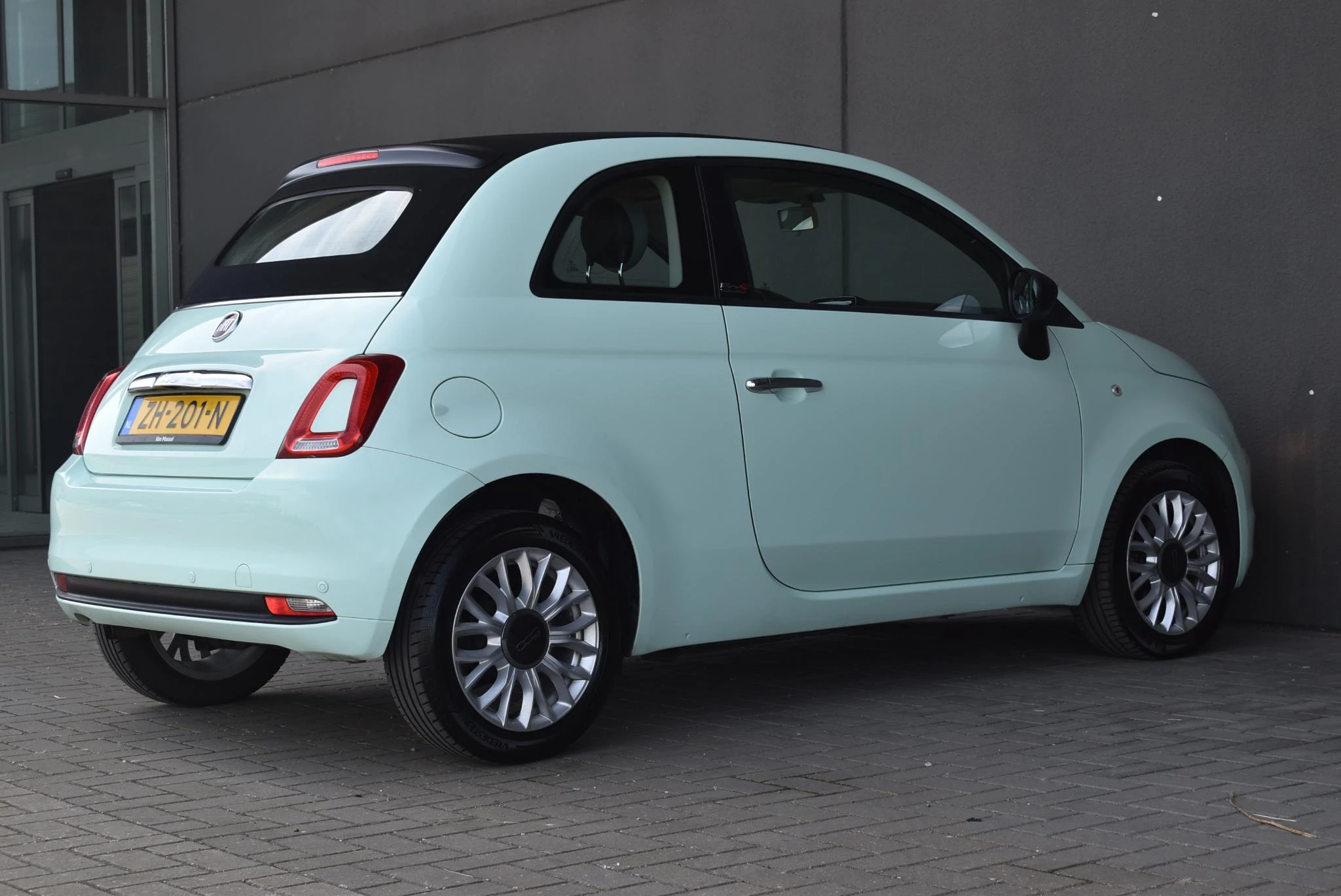 Fiat 500C 0.9 TwinAir Turbo Young