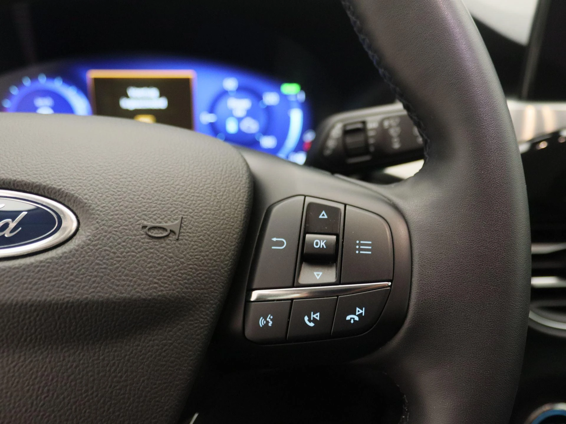 Ford-Kuga-image-18