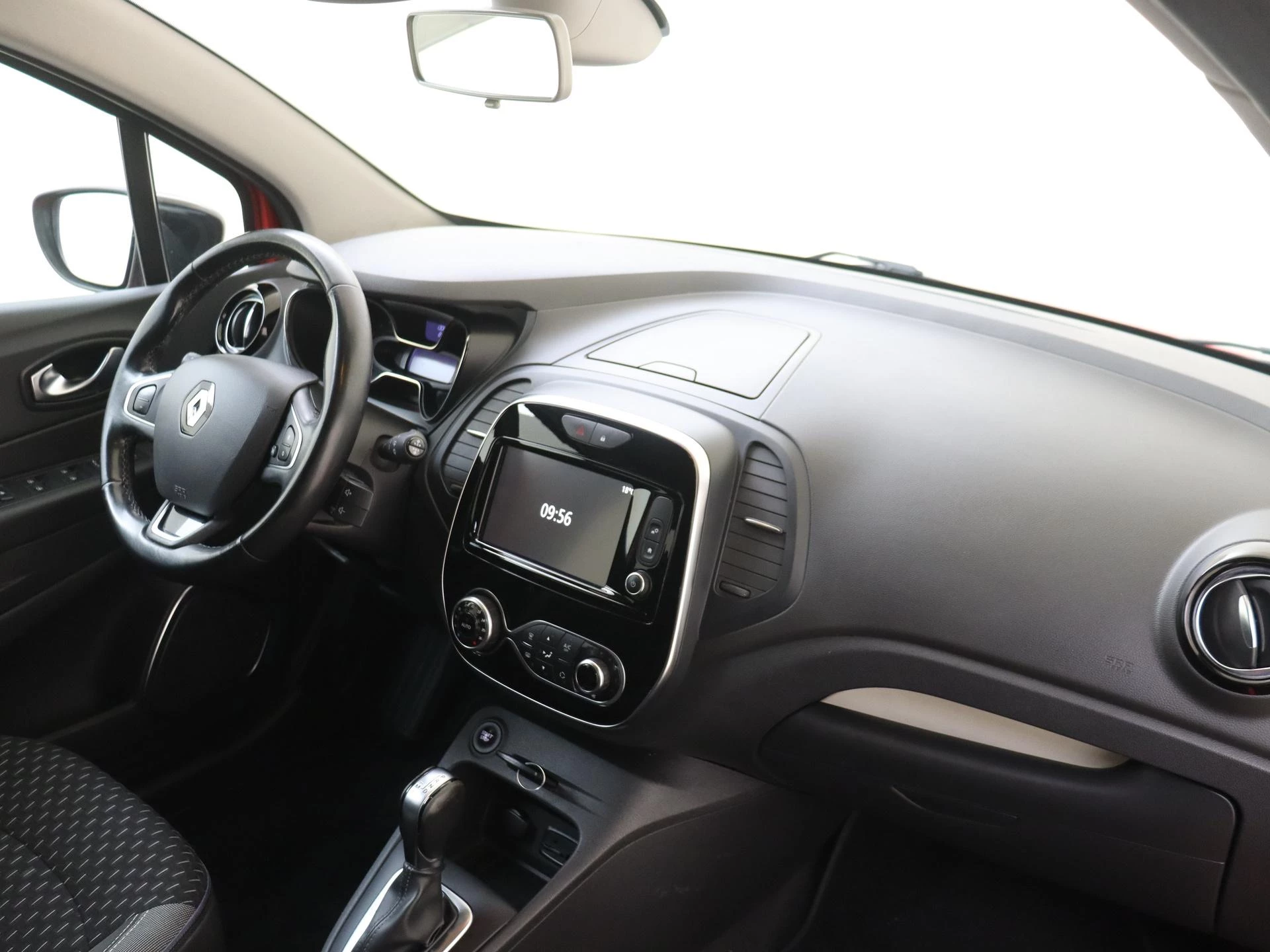 Renault-Captur-image-4