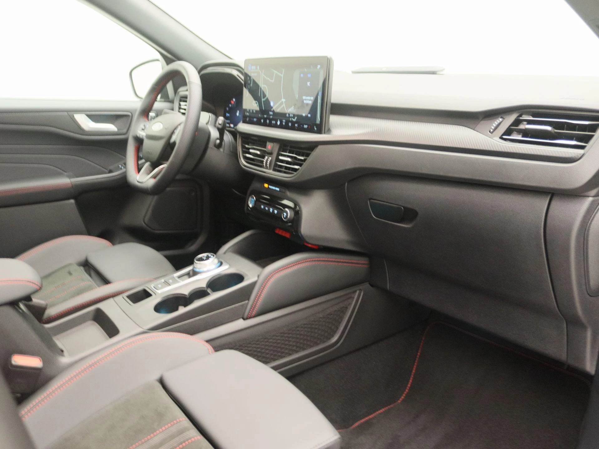 Ford-Kuga-image-25