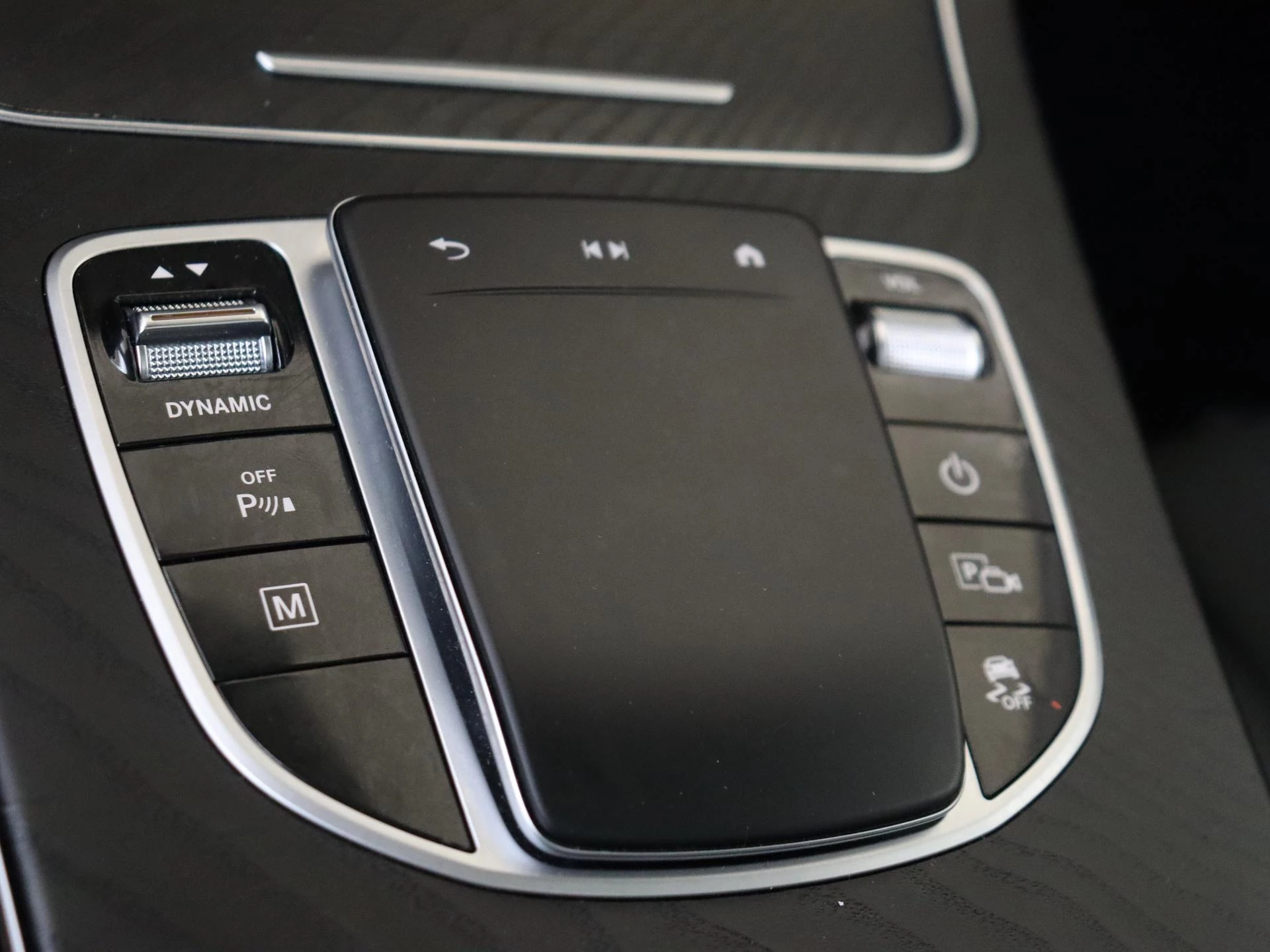 Mercedes-Benz GLC 300e 4MATIC Premium Plus