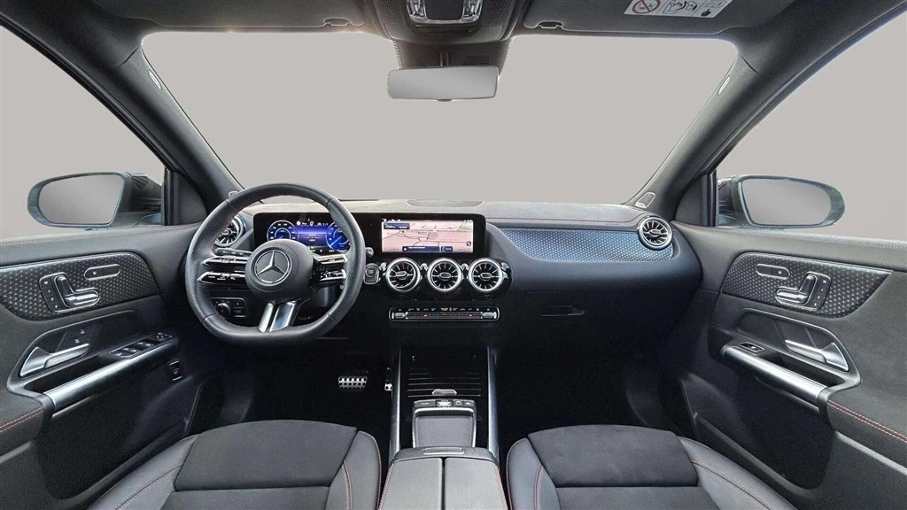 Mercedes-Benz-EQA-image-12