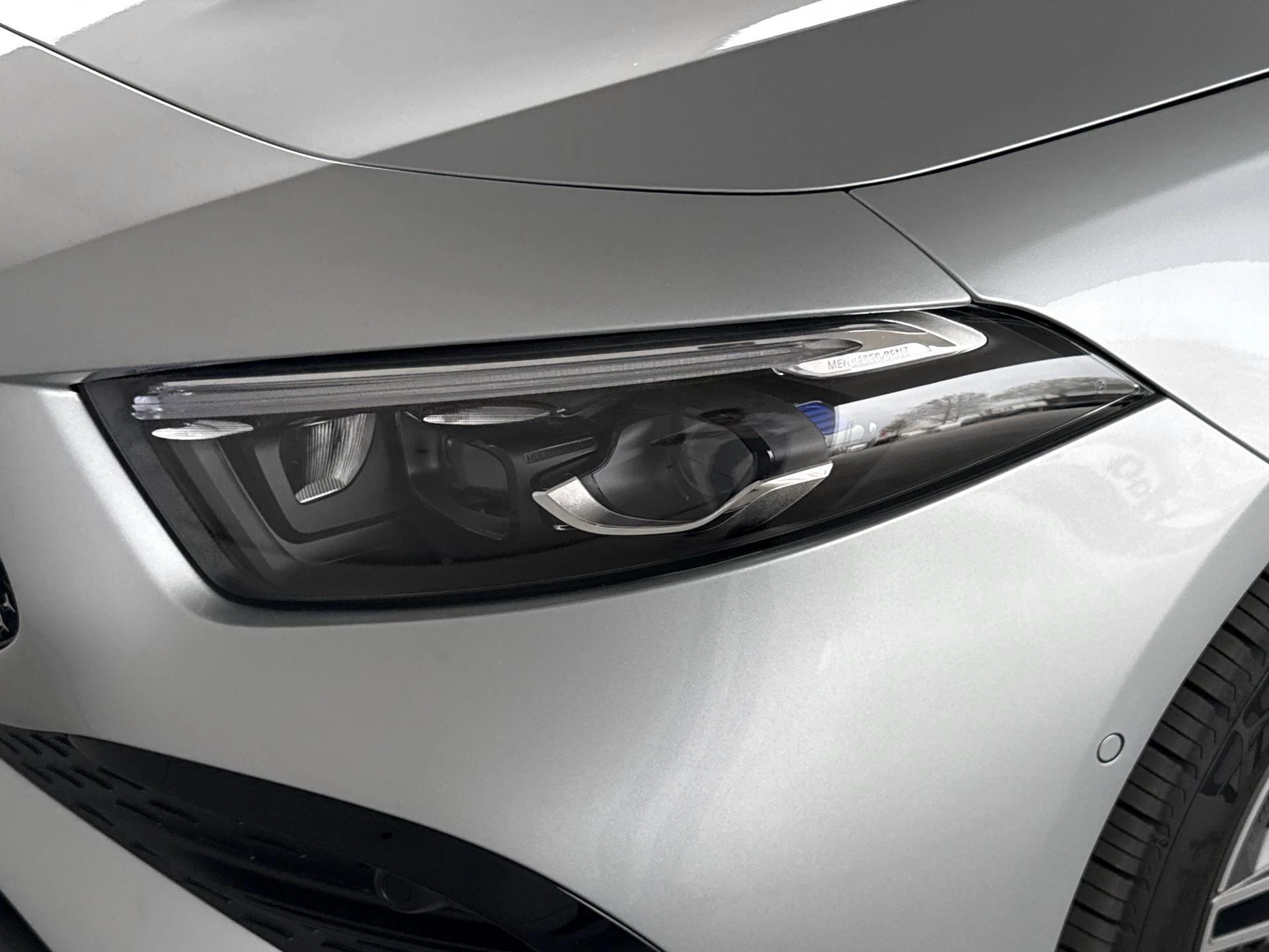 Mercedes-Benz Classe A 250 e AMG Line - TREKHAAK - MULTIBEAM LED - CARPLAY - 360° CAMERA