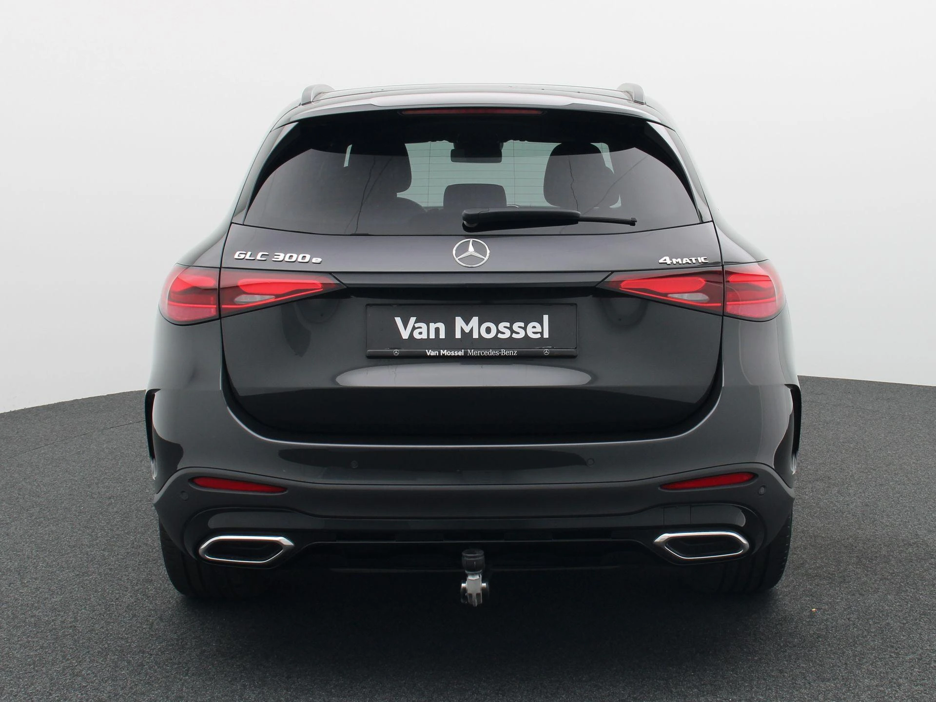 Mercedes-Benz-GLC-image-4