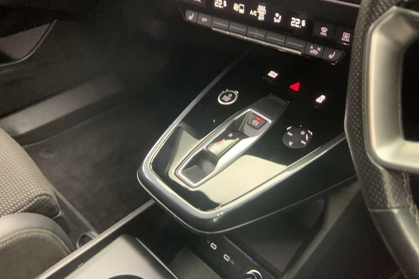 Audi-Q4 Sportback e-tron-image-7